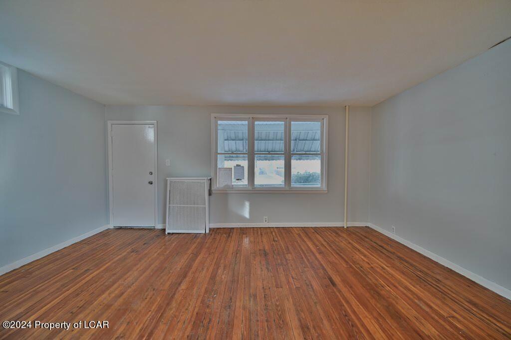 44 Oak Street, Wilkes-Barre