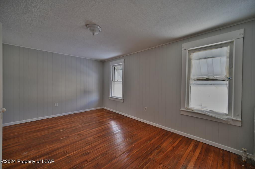44 Oak Street, Wilkes-Barre