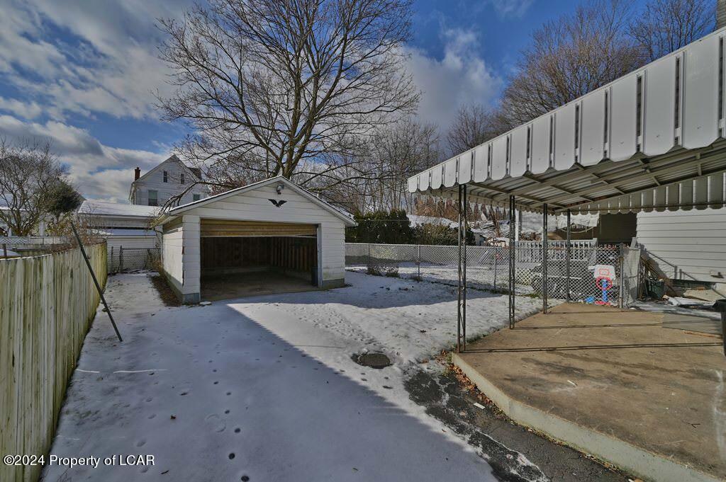 44 Oak Street, Wilkes-Barre