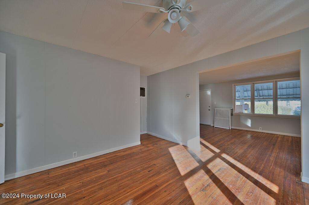 44 Oak Street, Wilkes-Barre