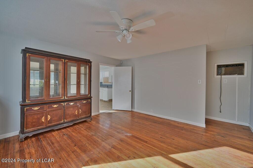 44 Oak Street, Wilkes-Barre