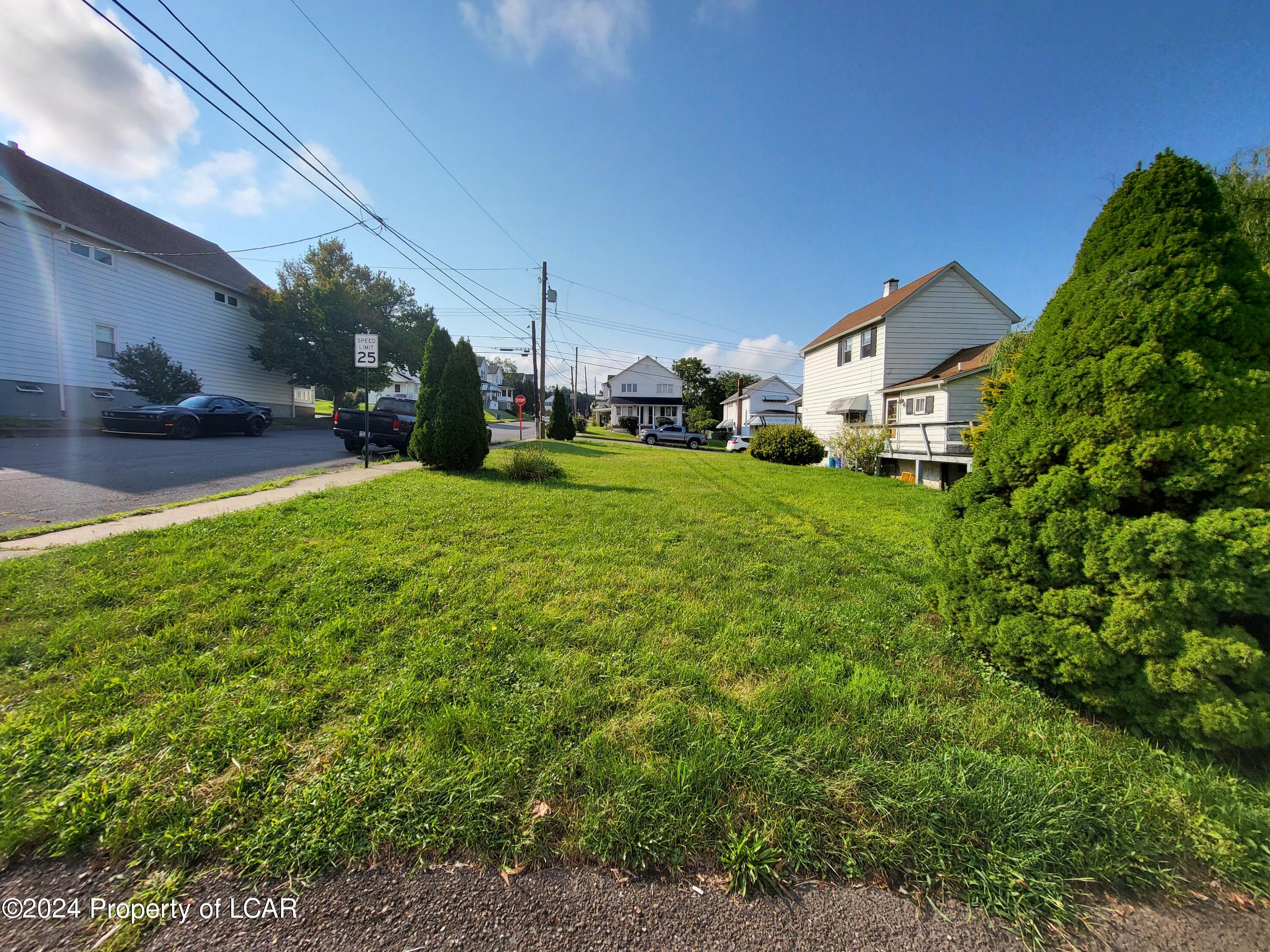 200 W Ridge Street