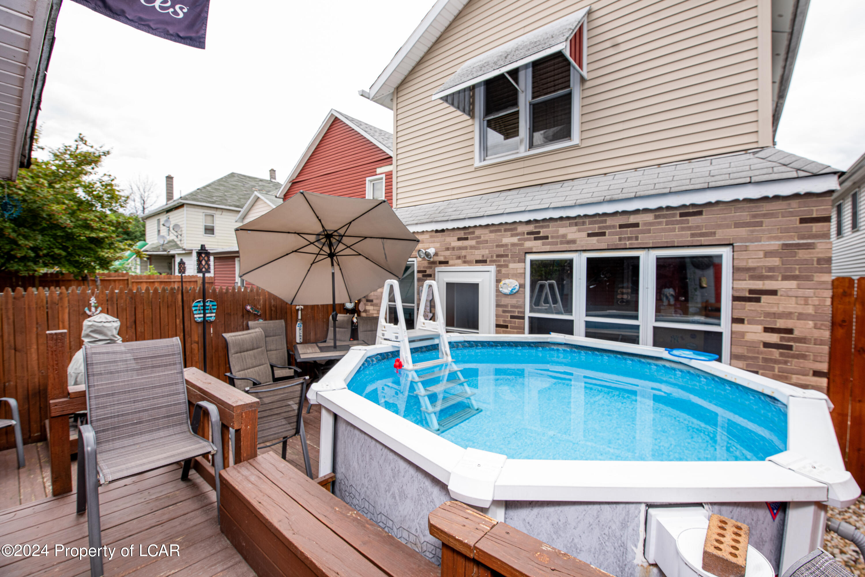 51 Ferry St