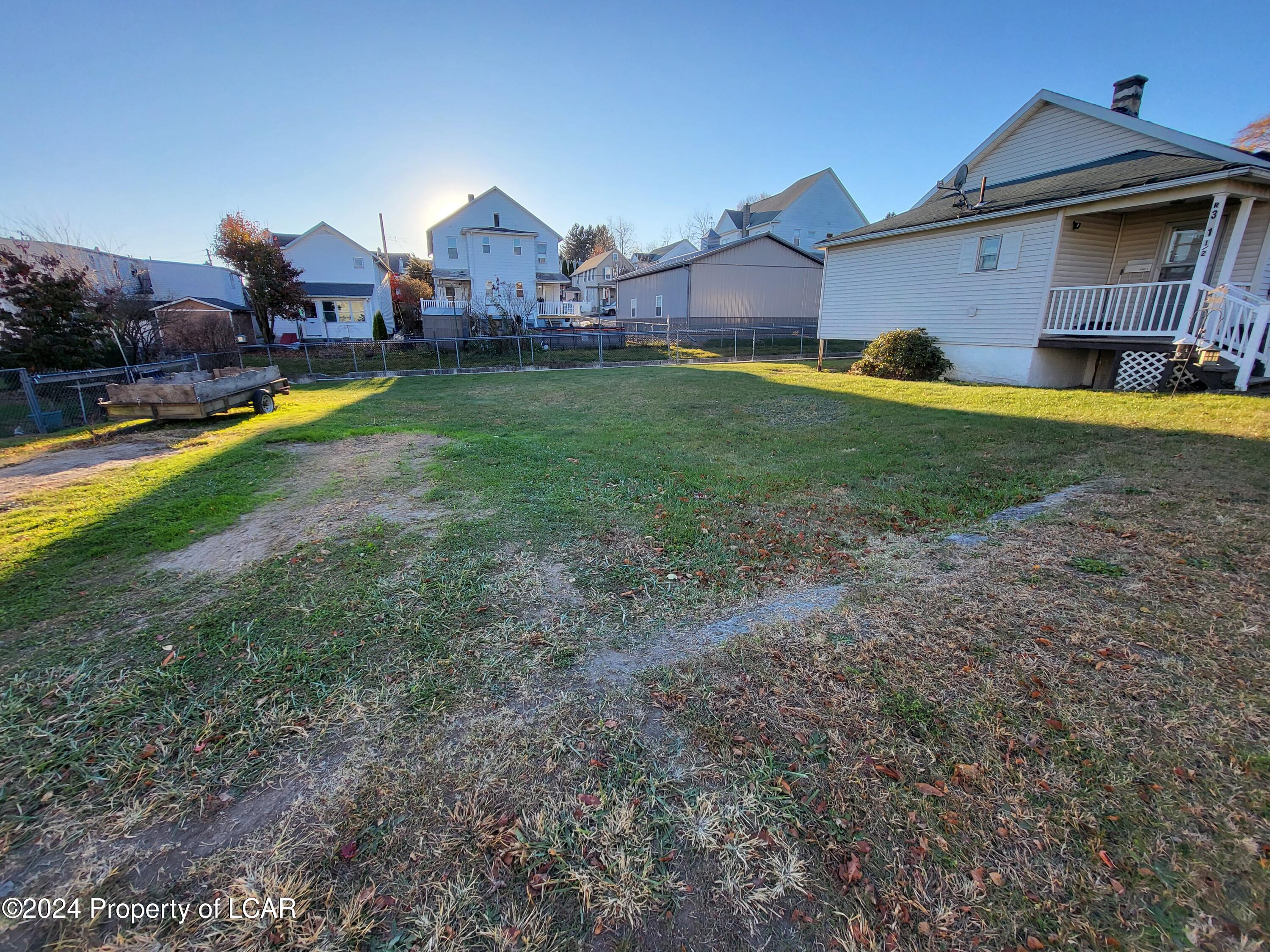 301 W Shawnee Rear Avenue