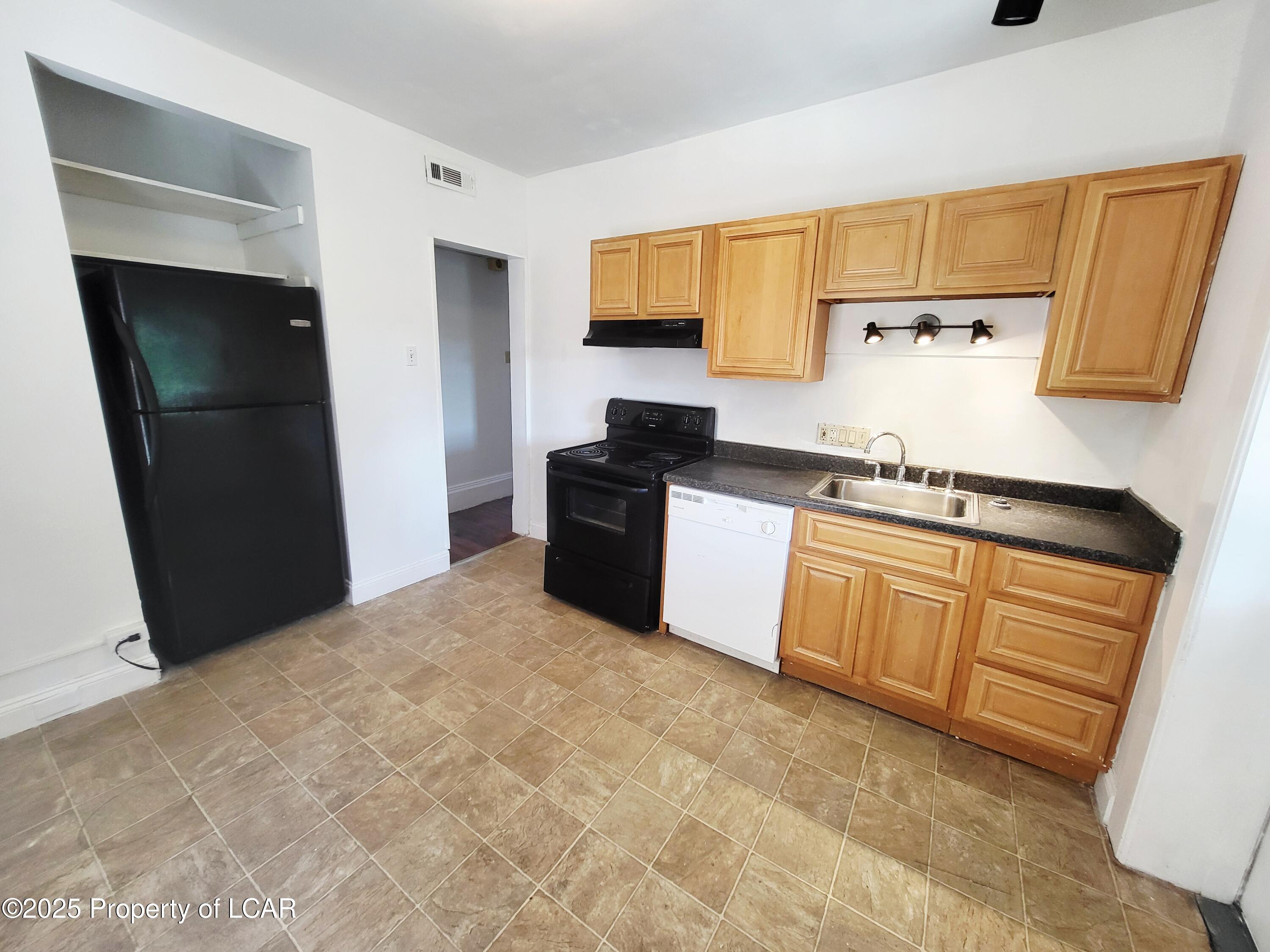 26 W Ross Street Unit: B