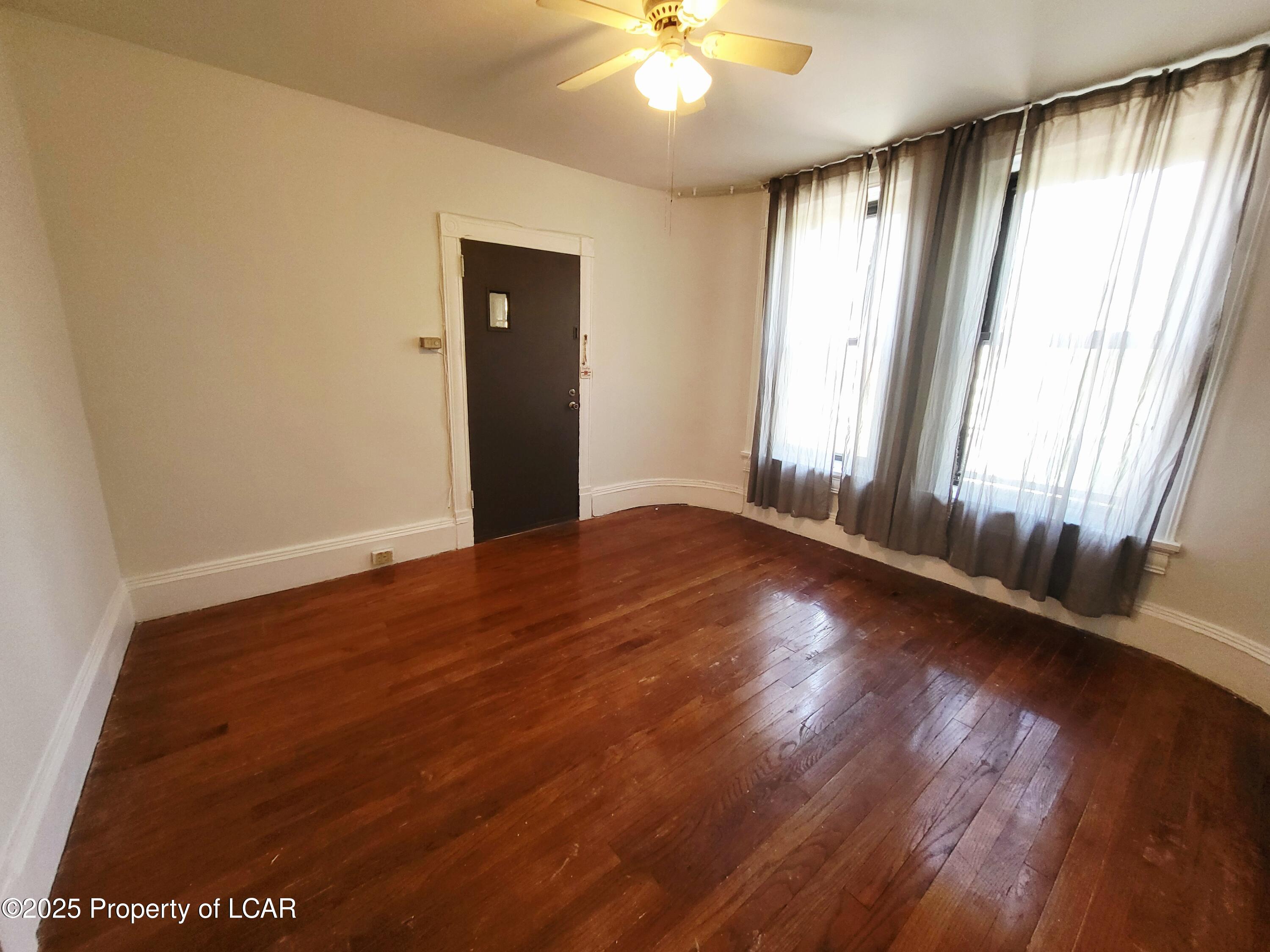 26 W Ross Street Unit: B
