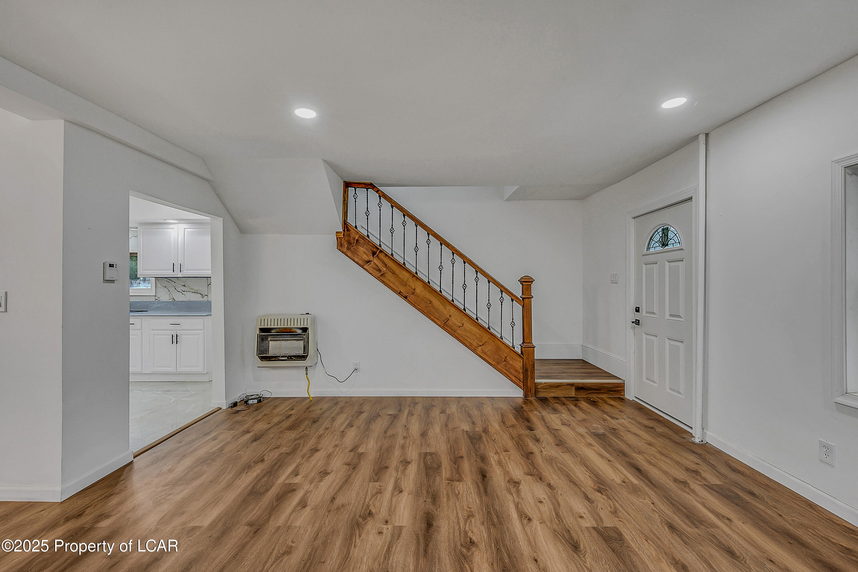 206 Old River Road