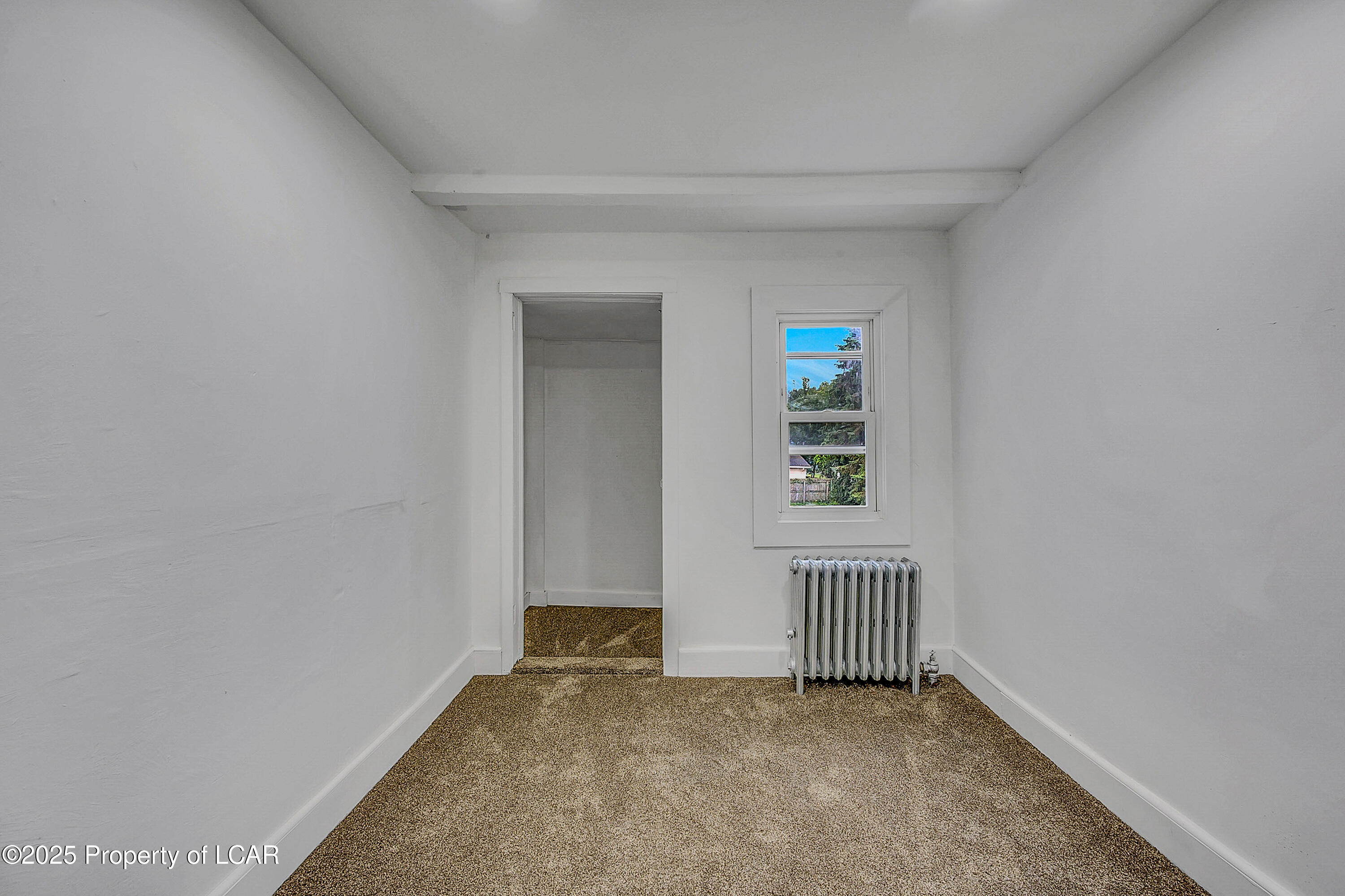 206 Old River Road