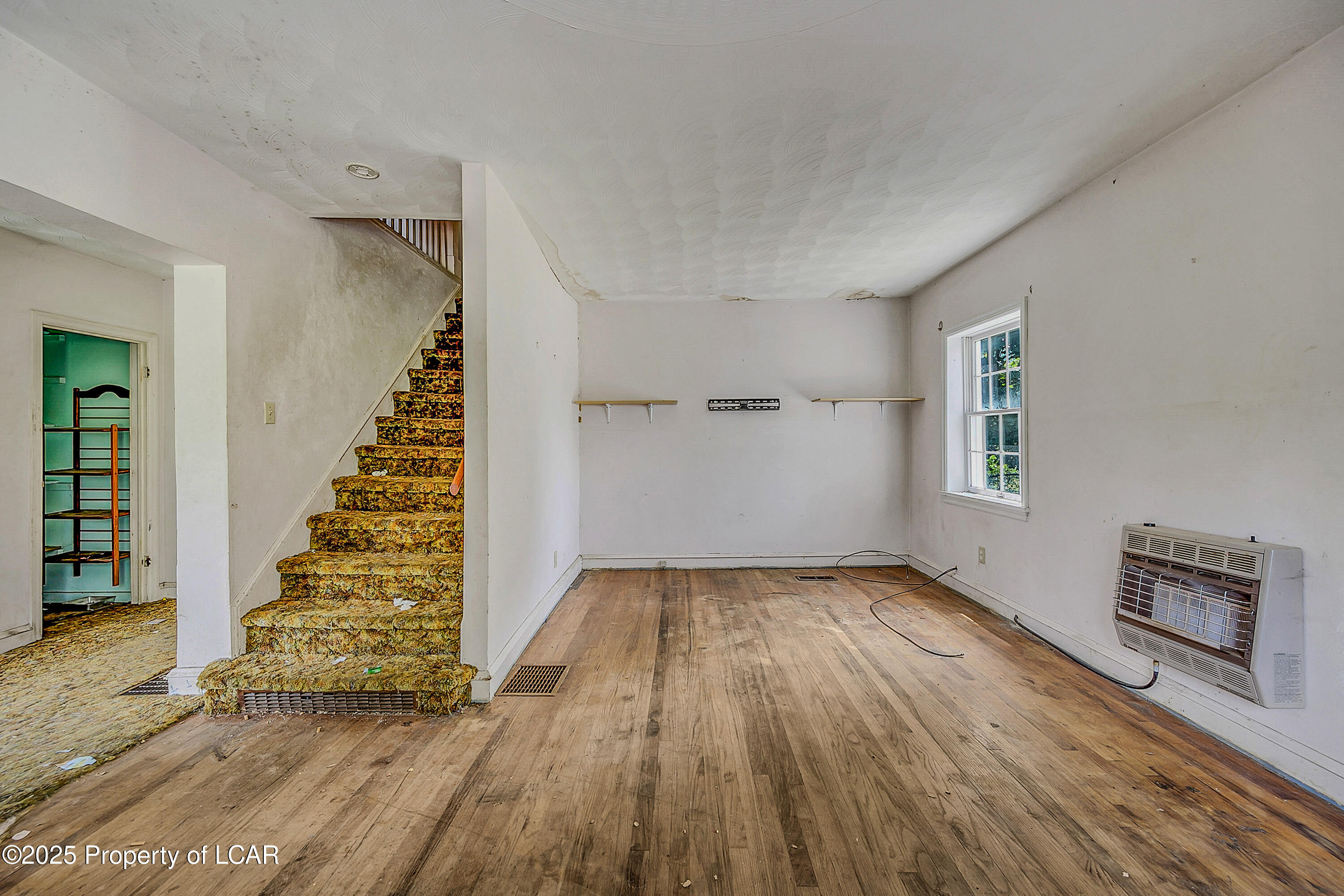 1335 Gravel Pond Road
