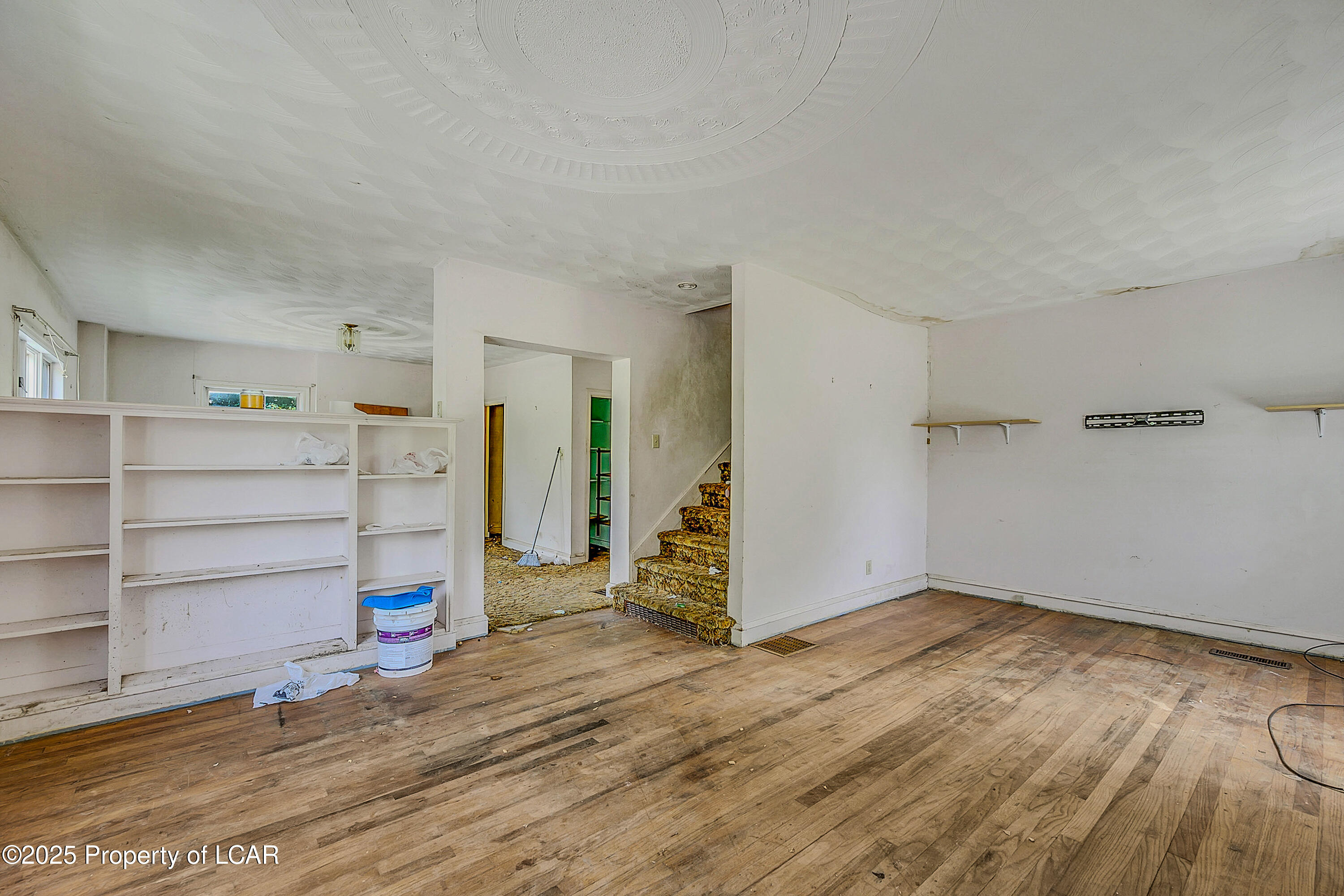 1335 Gravel Pond Road