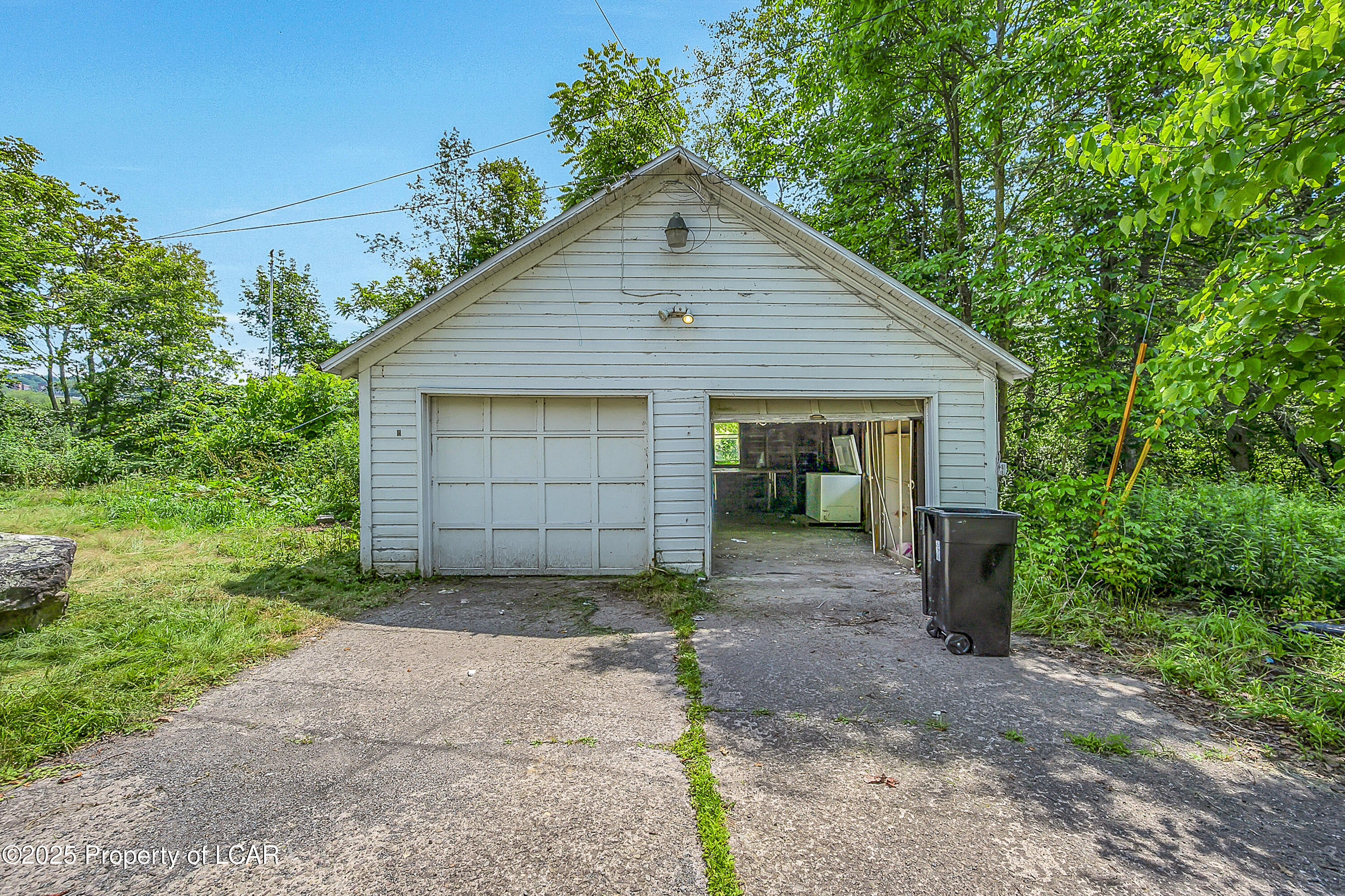 1335 Gravel Pond Road