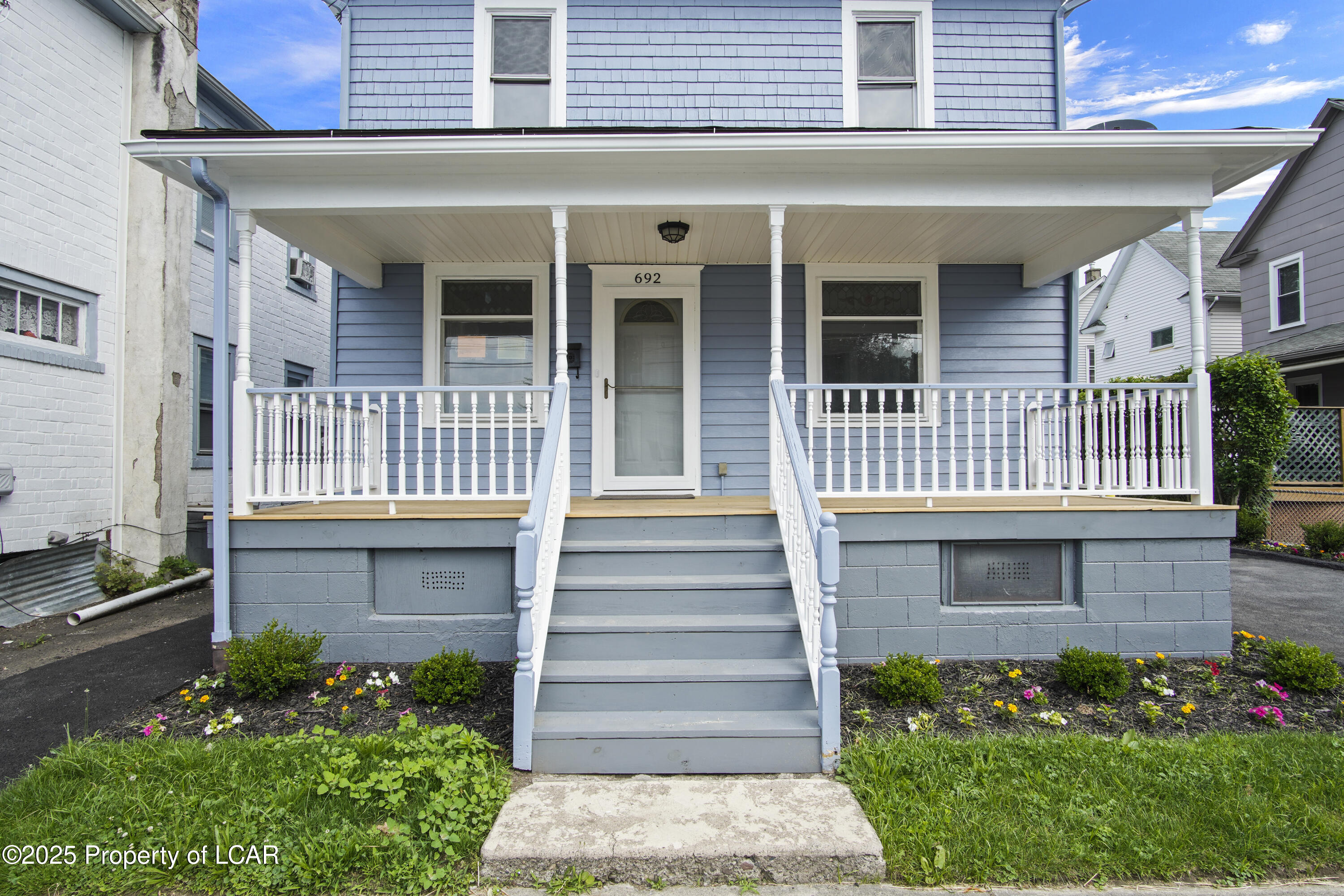 692 Schuyler Avenue
