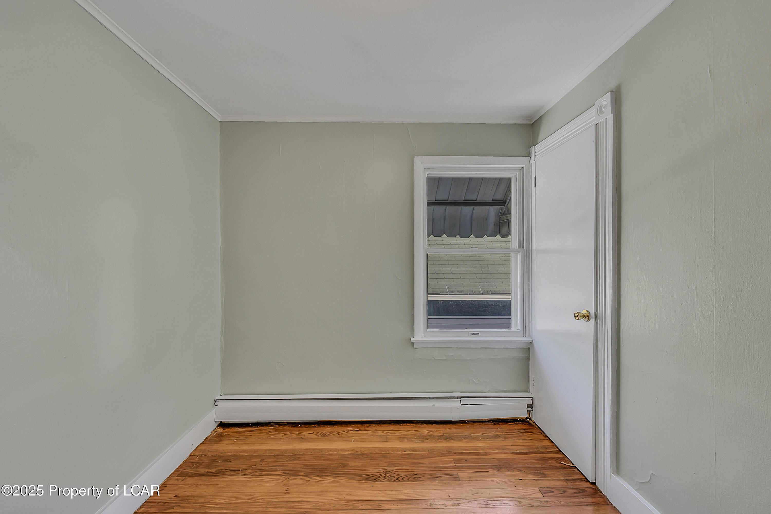 17 W Bergh Street