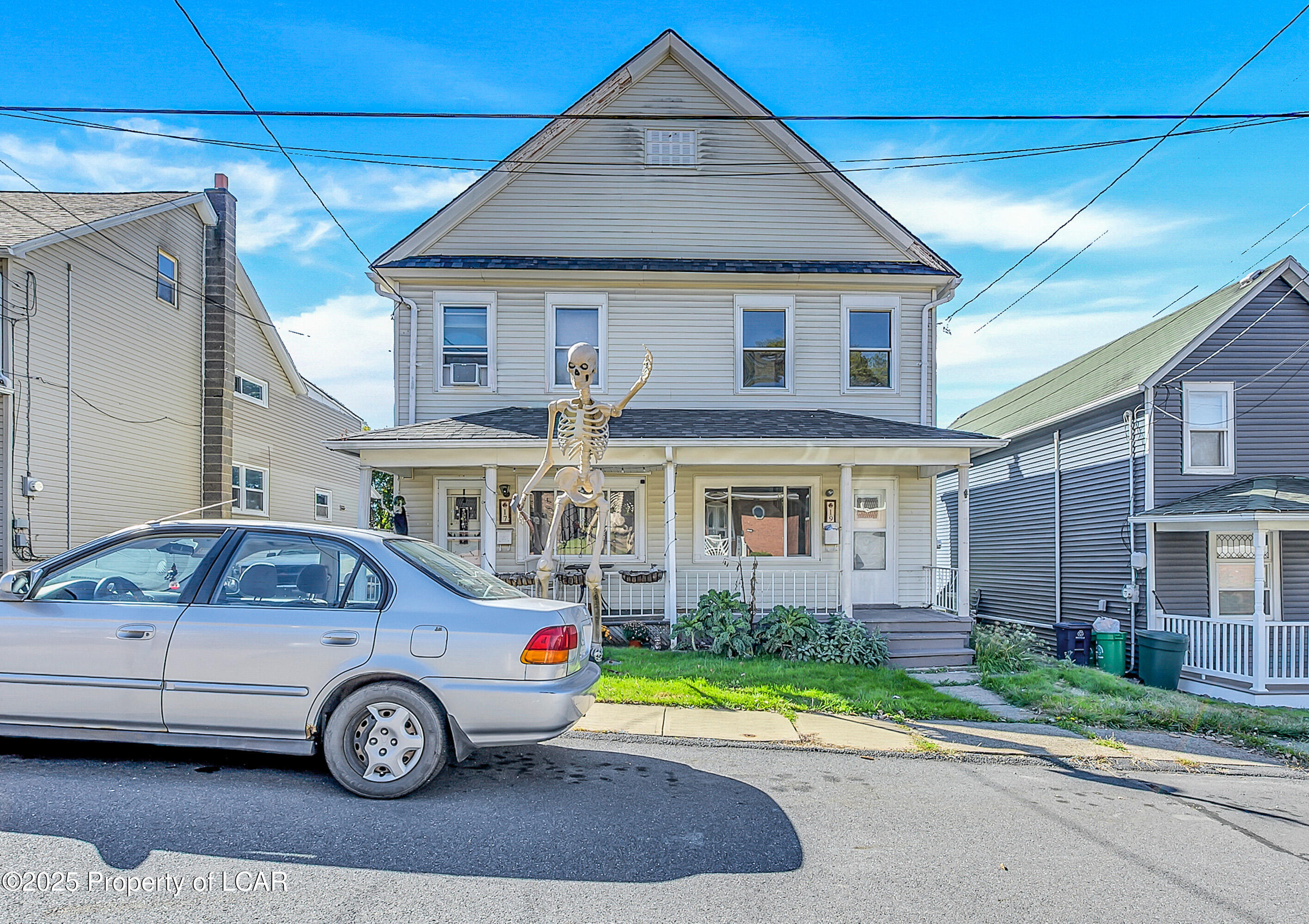17 W Bergh Street