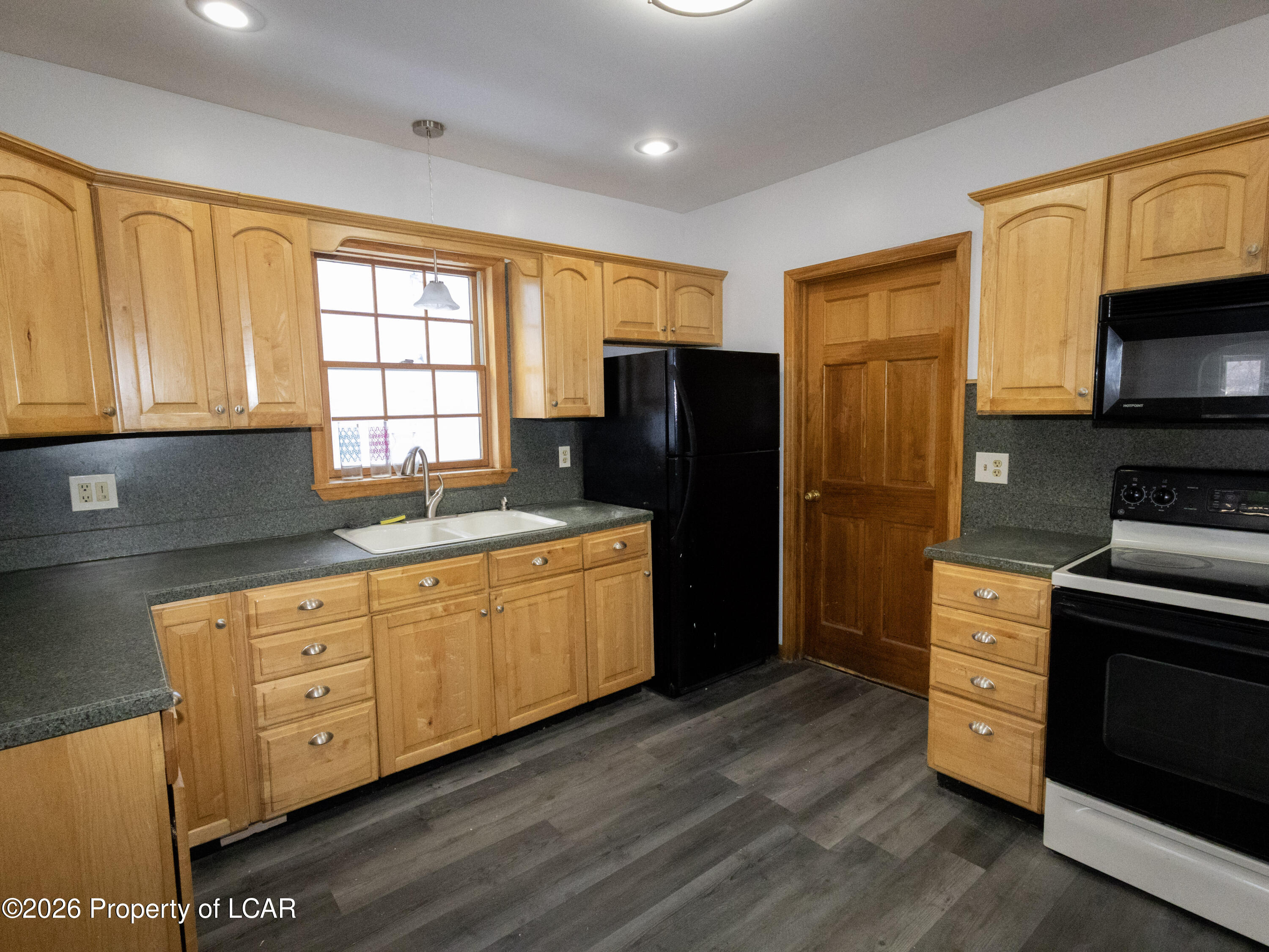 1314 Wyoming (bottom flr) Avenue