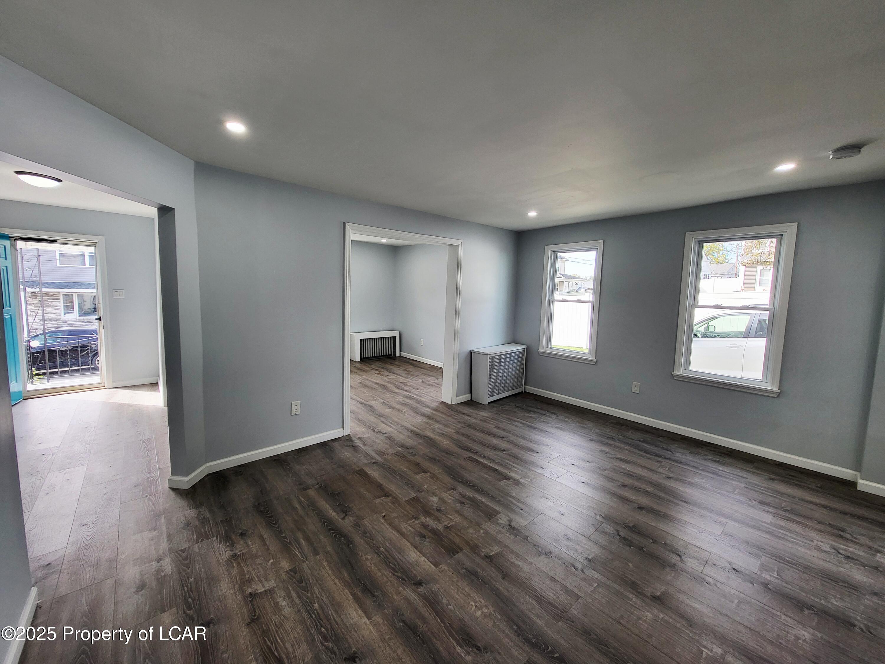 156 Pine Street Unit: 18640
