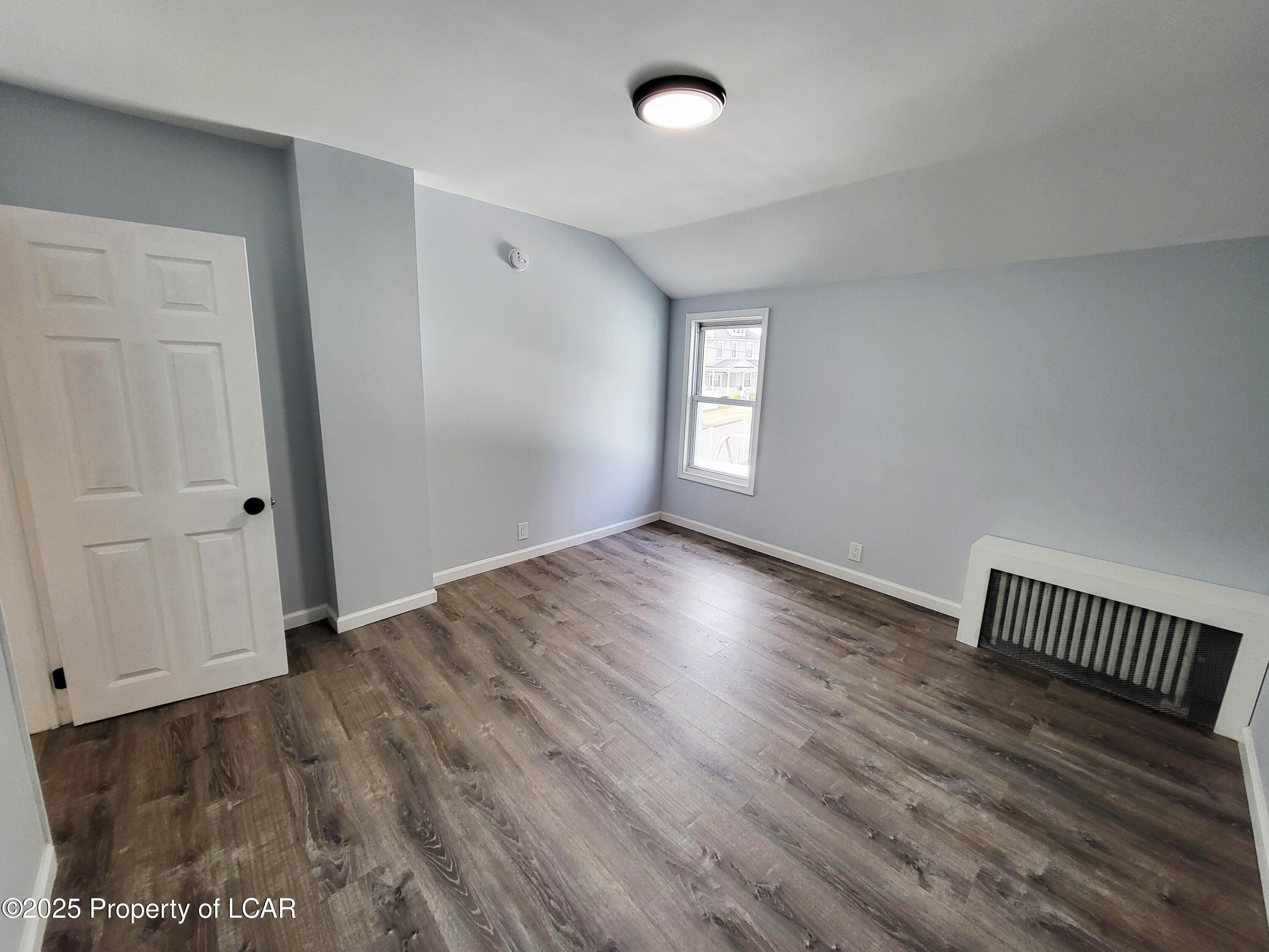 156 Pine Street Unit: 18640