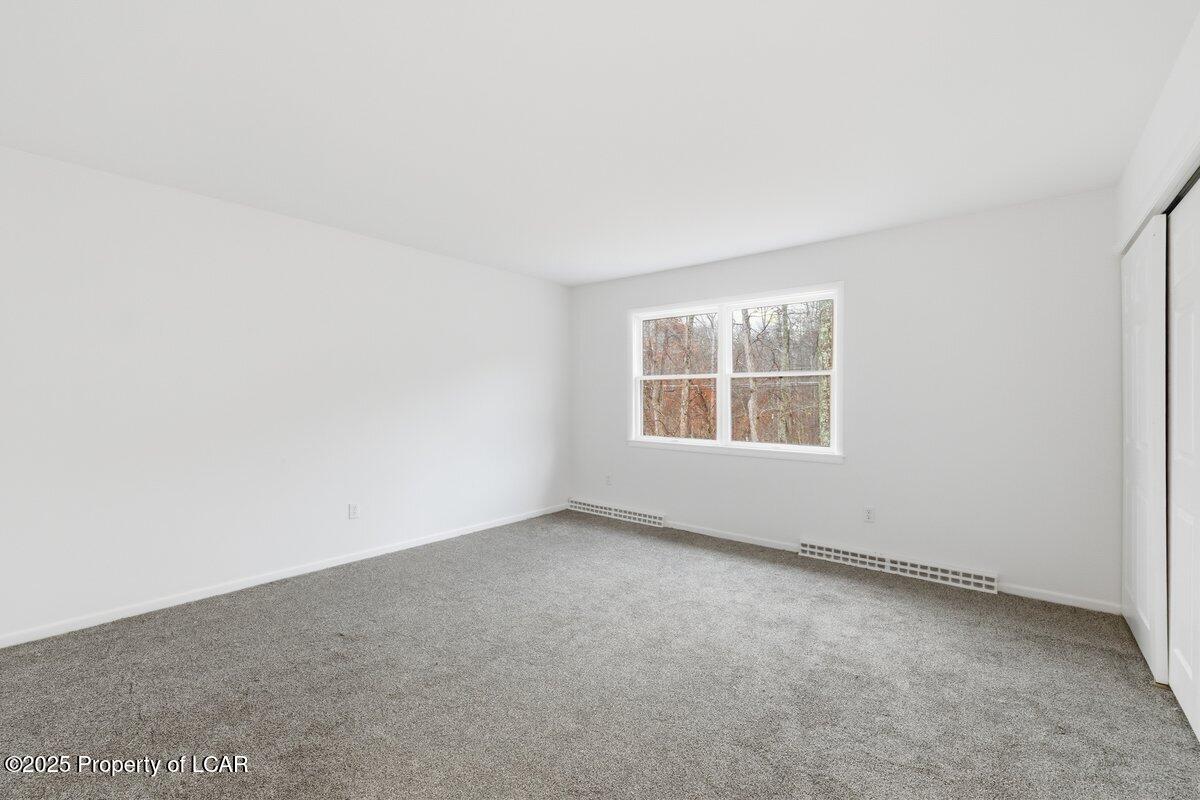 1273 Chateau Drive