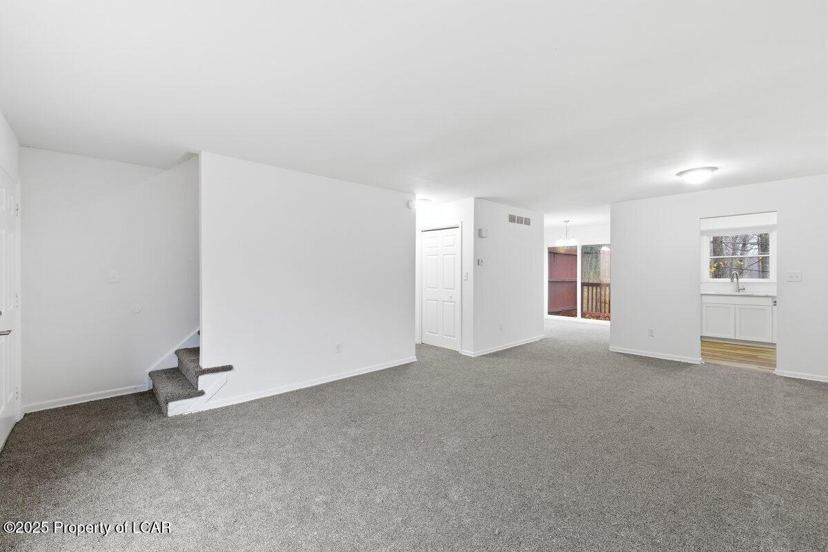 1273 Chateau Drive