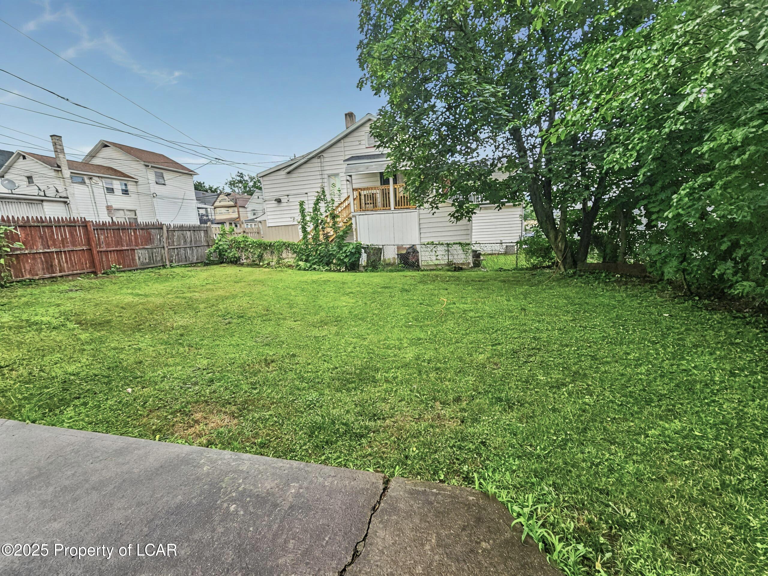 14 Kulp Avenue Unit: Rear