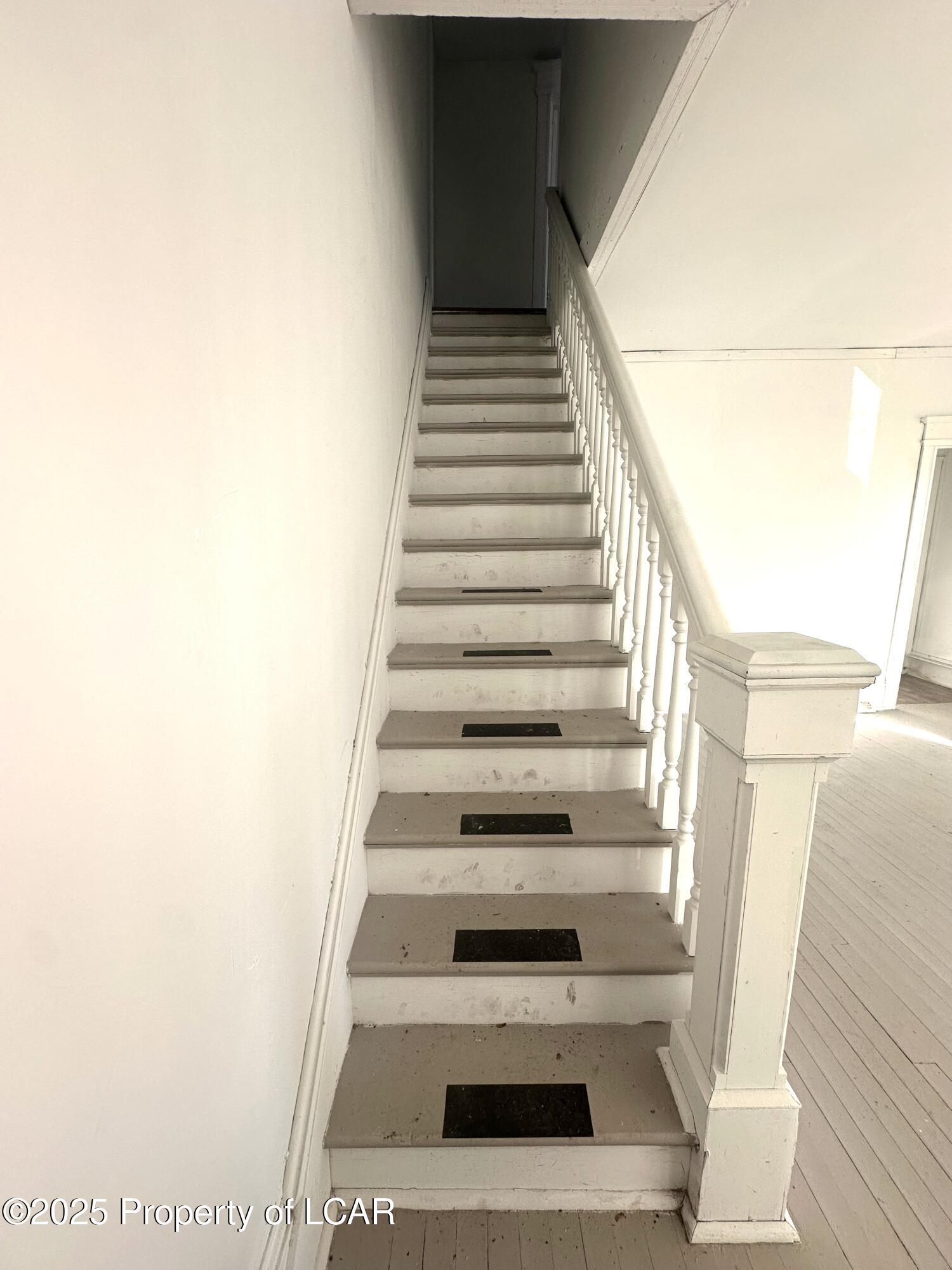 64 Arch Street