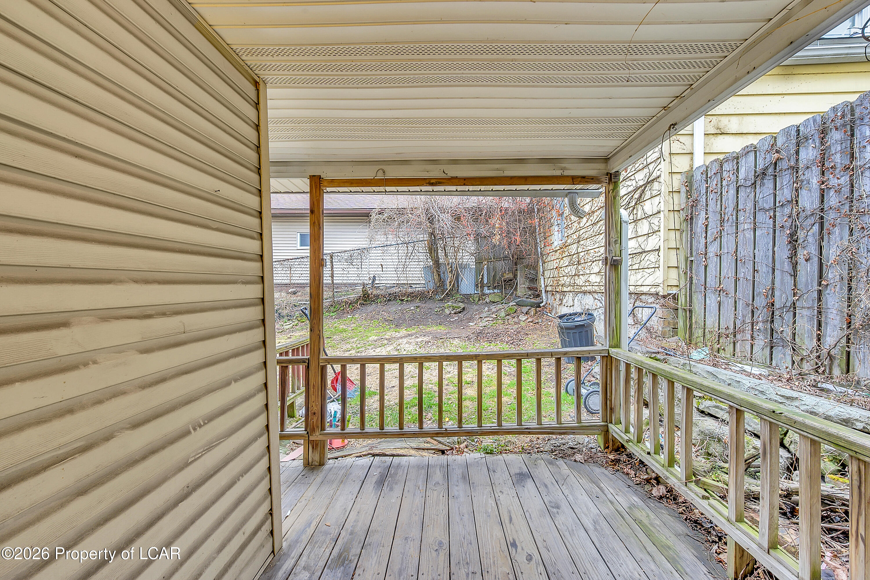 1009 W Lackawanna Avenue