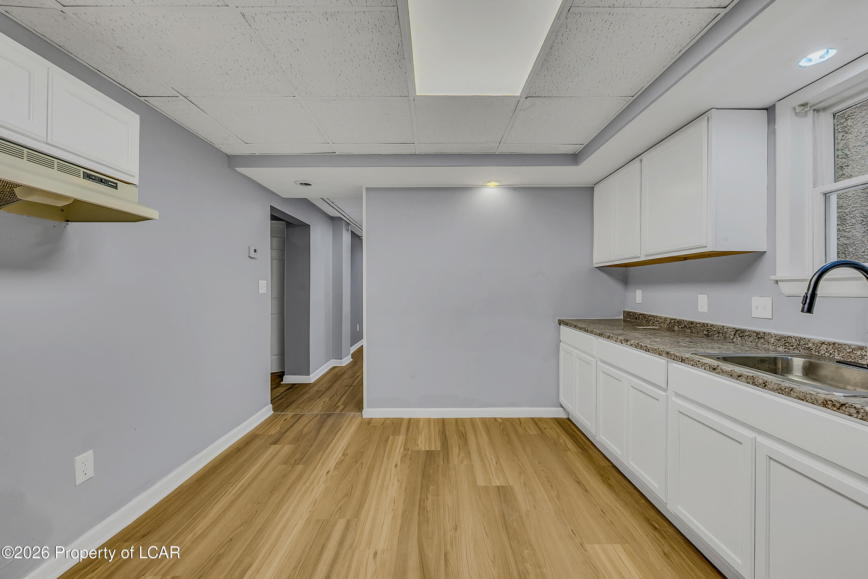 1009 W Lackawanna Avenue