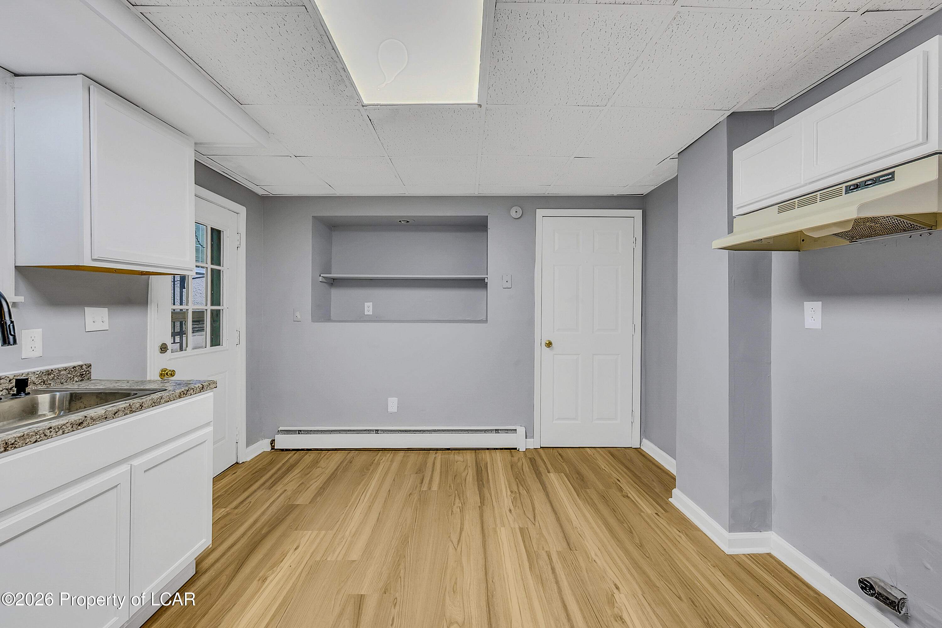 1009 W Lackawanna Avenue