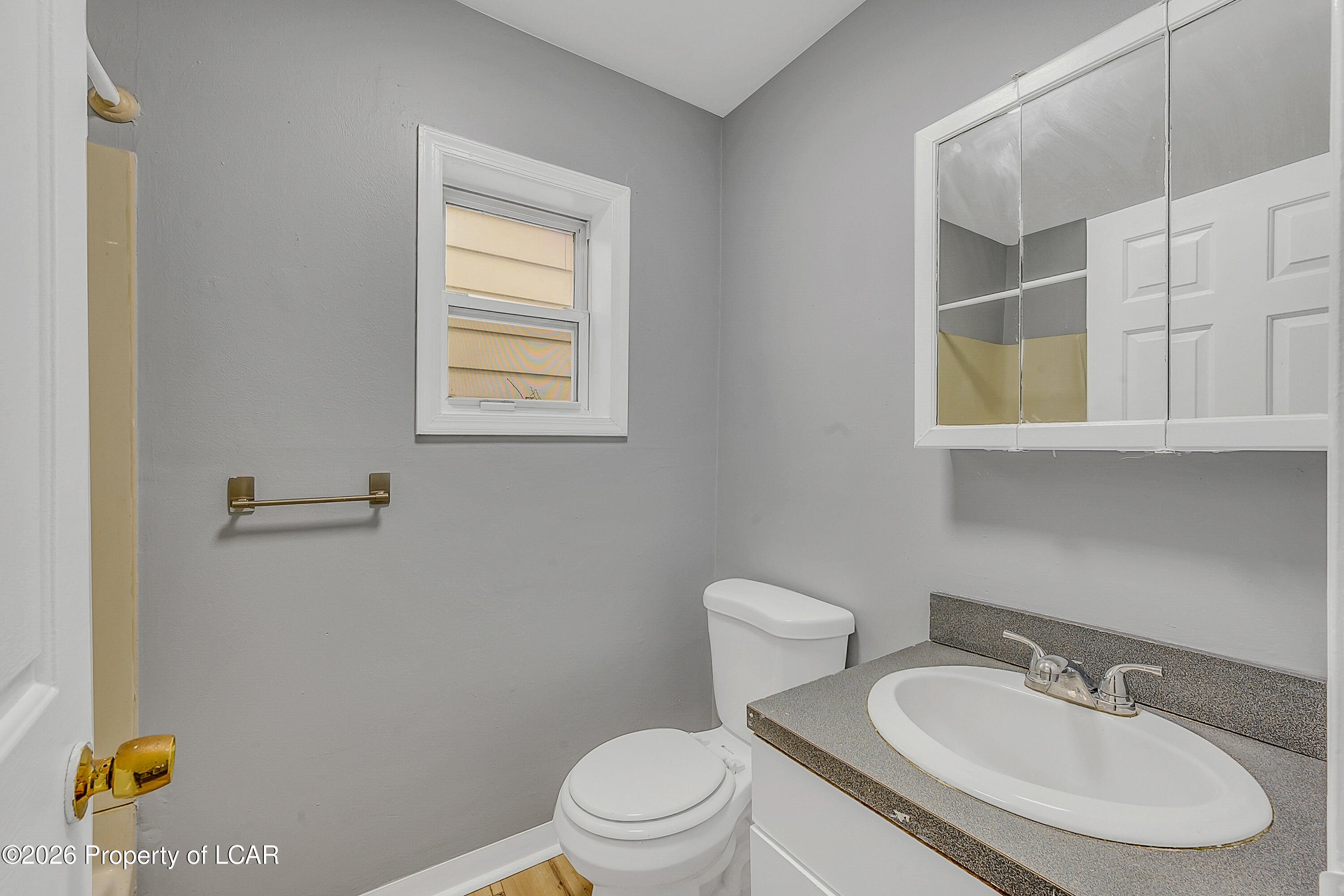 1009 W Lackawanna Avenue