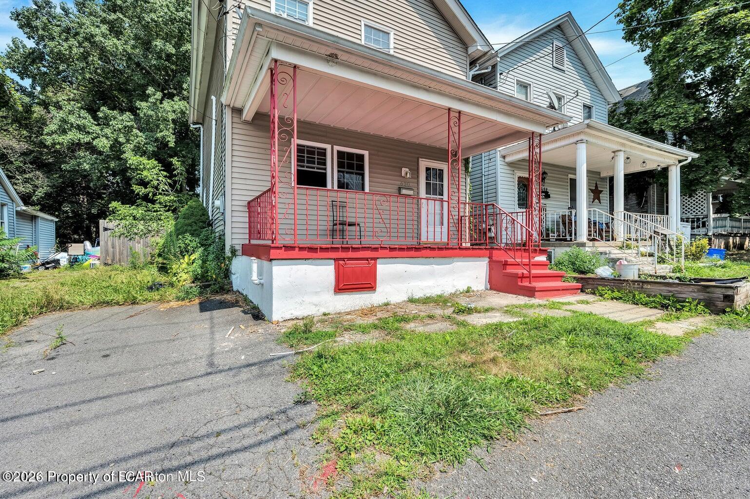 630 E Lackawanna Avenue