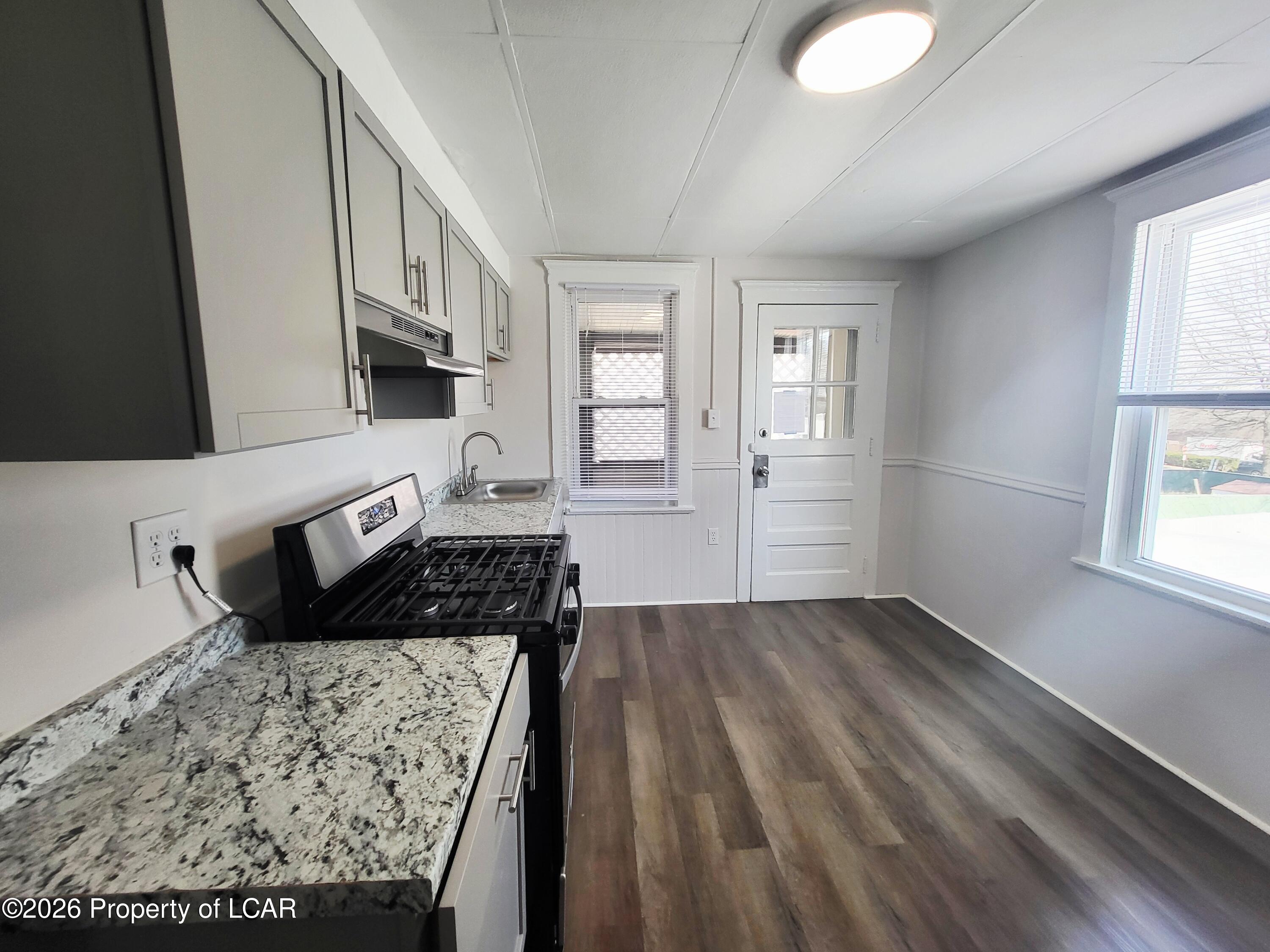 35 S Grant Street Unit: 4