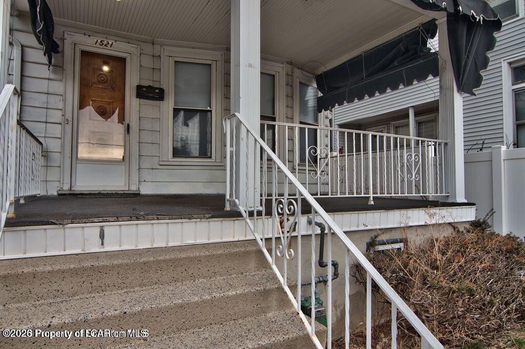 1521 Pine Street