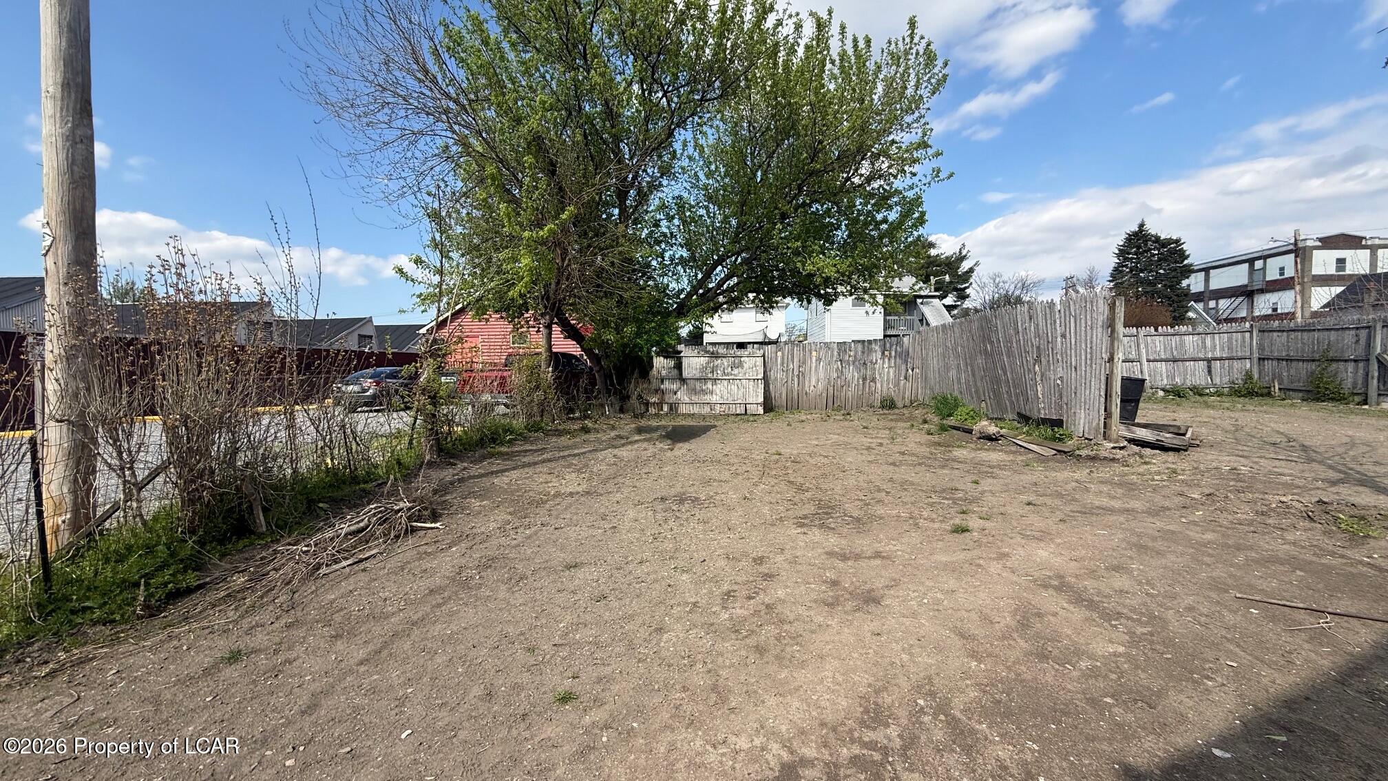 24 Bradford Street, Wilkes-Barre