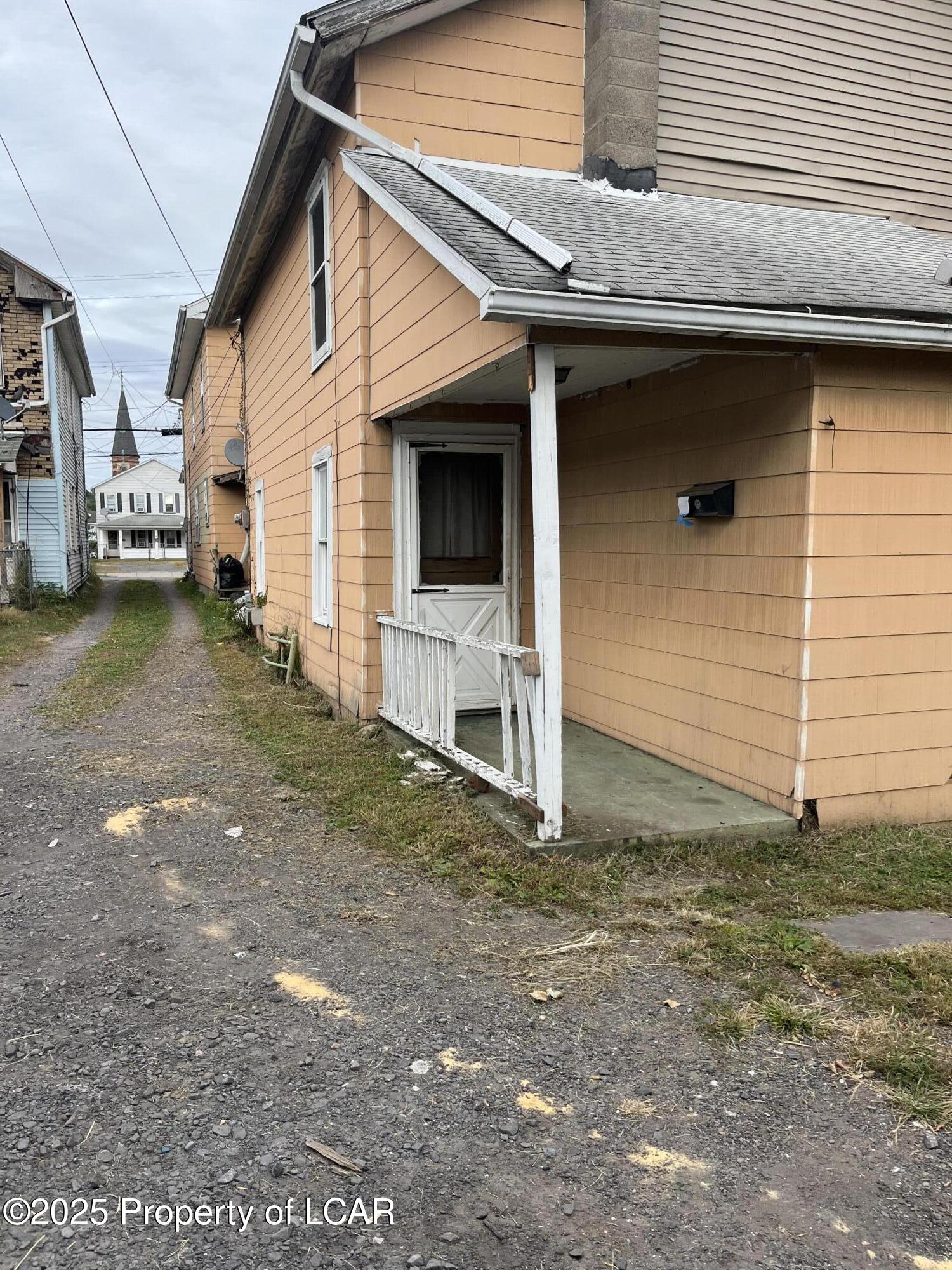 61 Rear Center Avenue