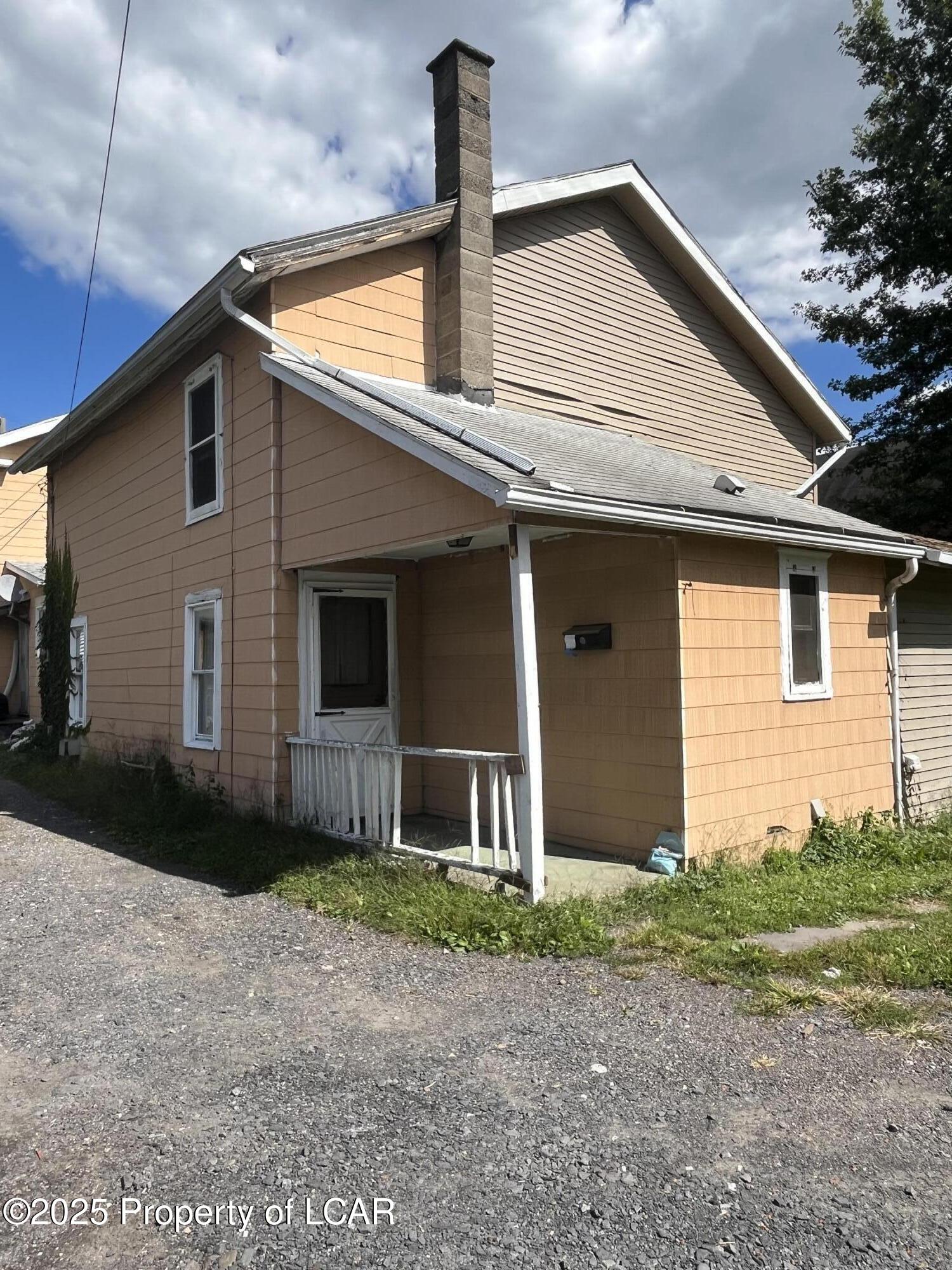 61 Rear Center Avenue
