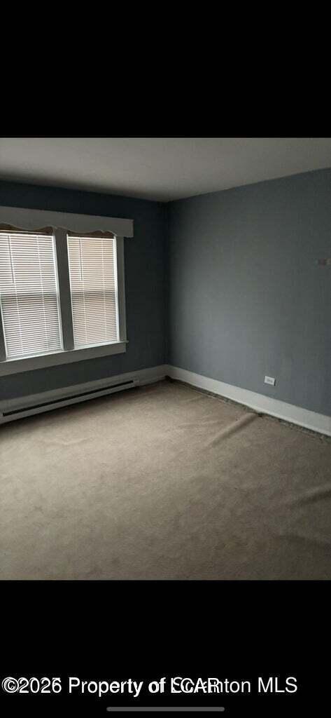 53 Sobieski (TOP FLR) Street