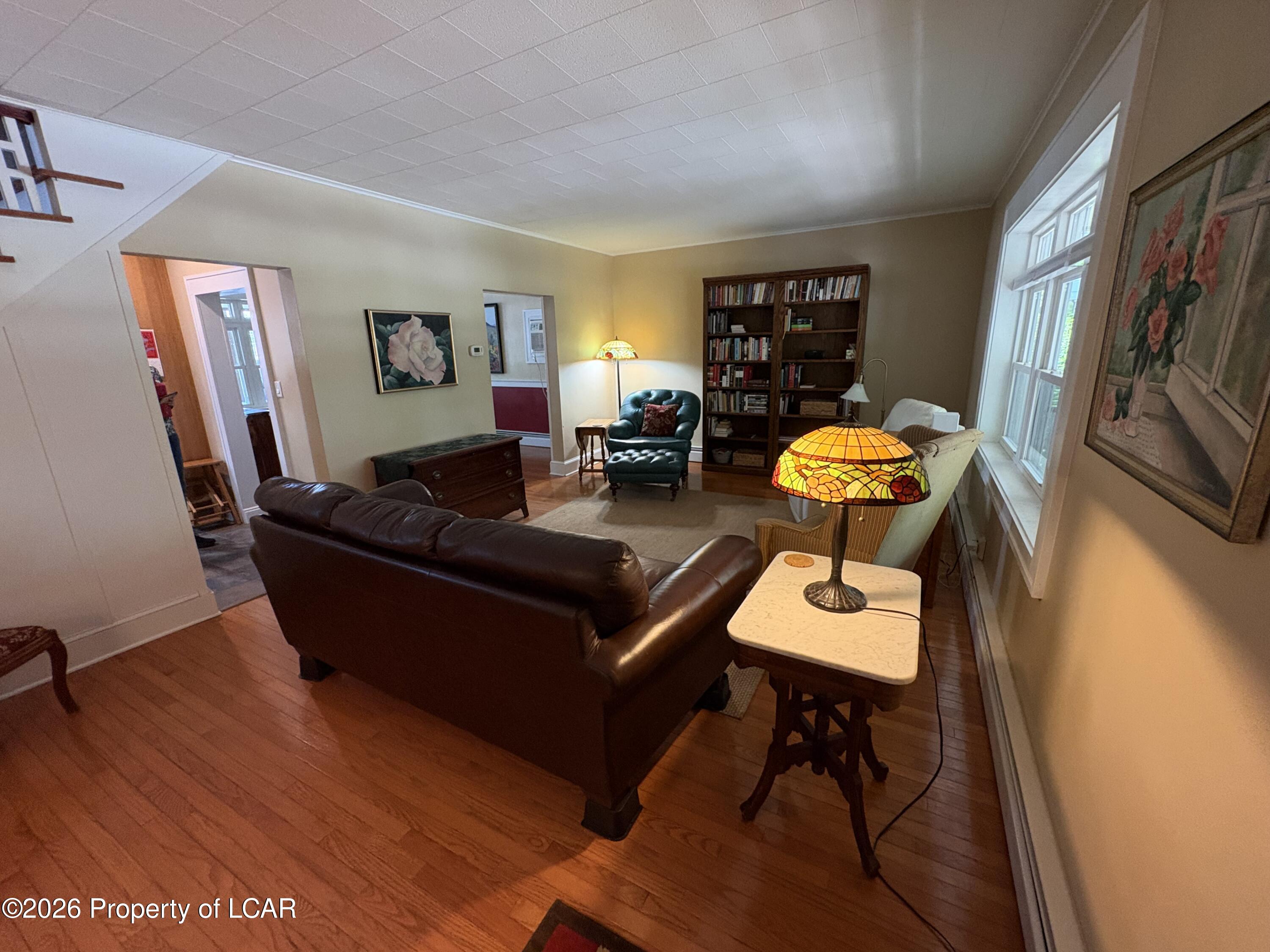 136 E Walnut Street