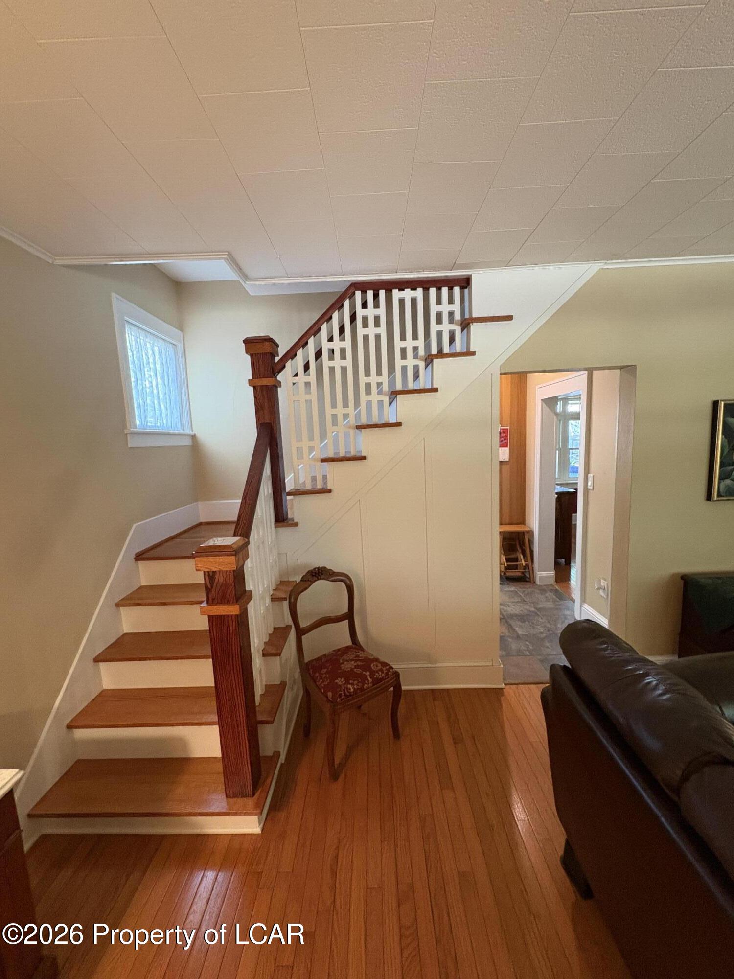 136 E Walnut Street