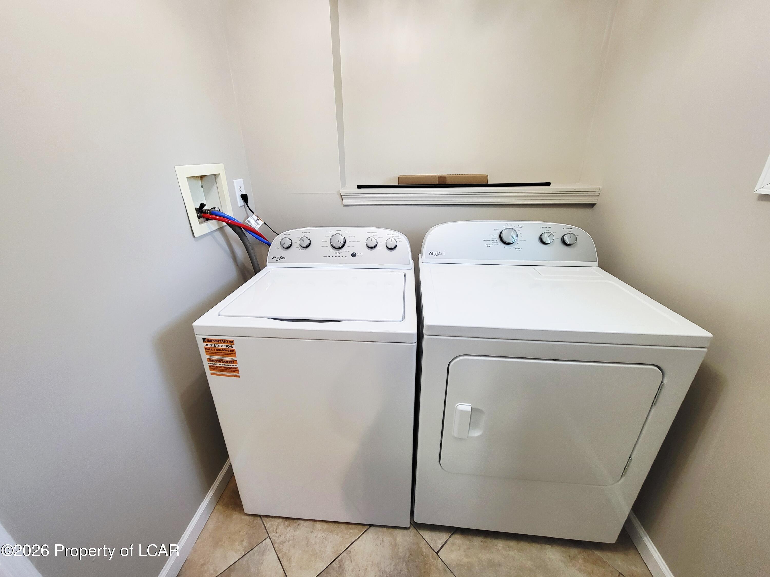 116 Center Street Unit: Front