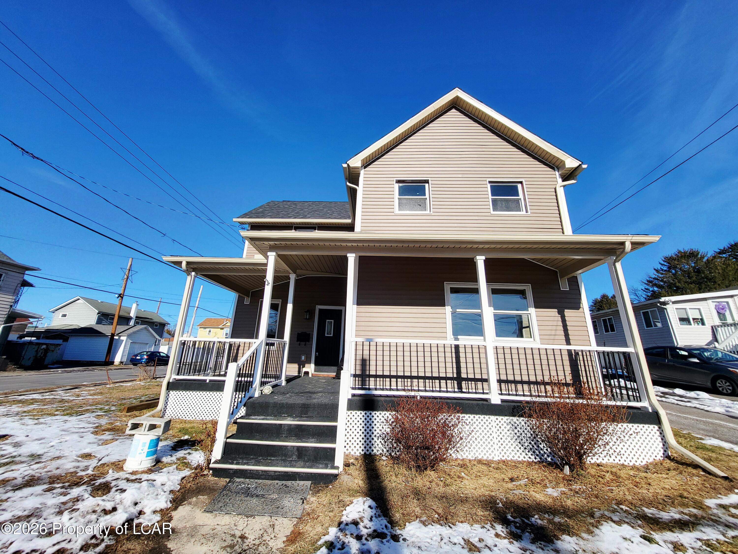 116 Center Street Unit: Front