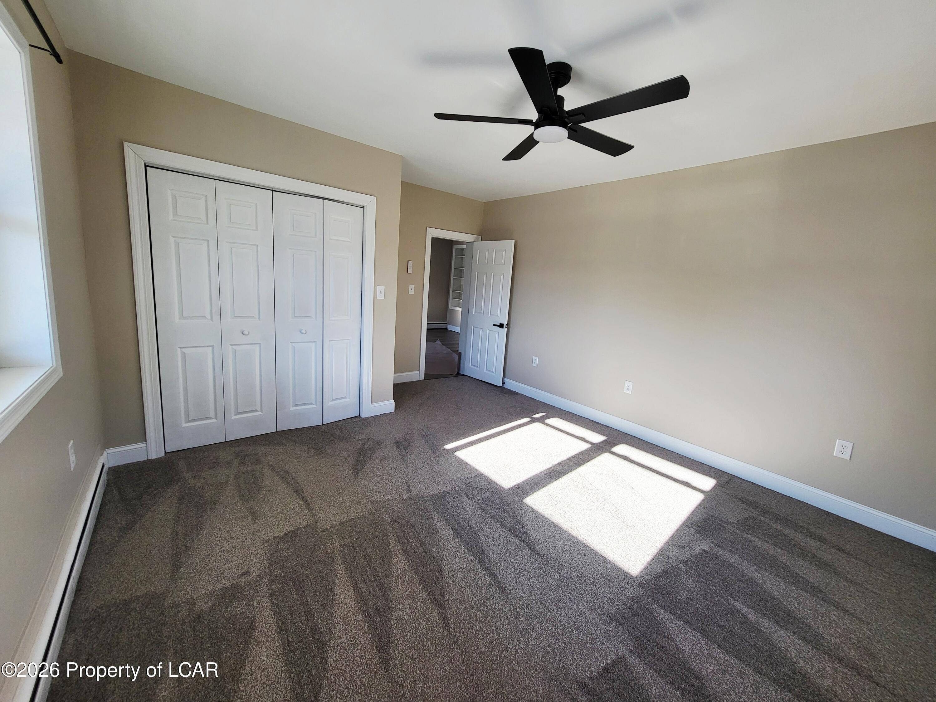 116 Center Street Unit: Front