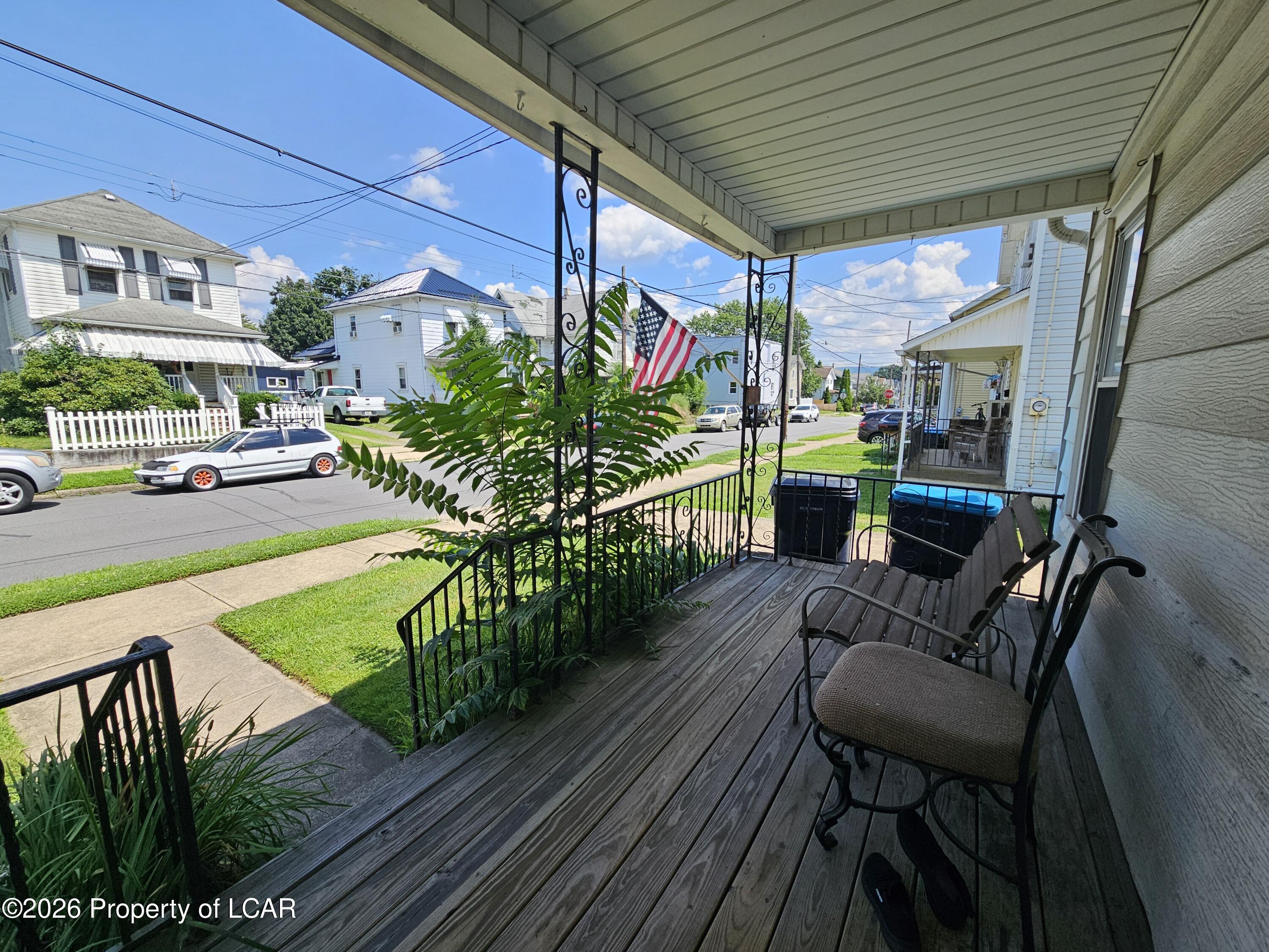 380 Walnut Street