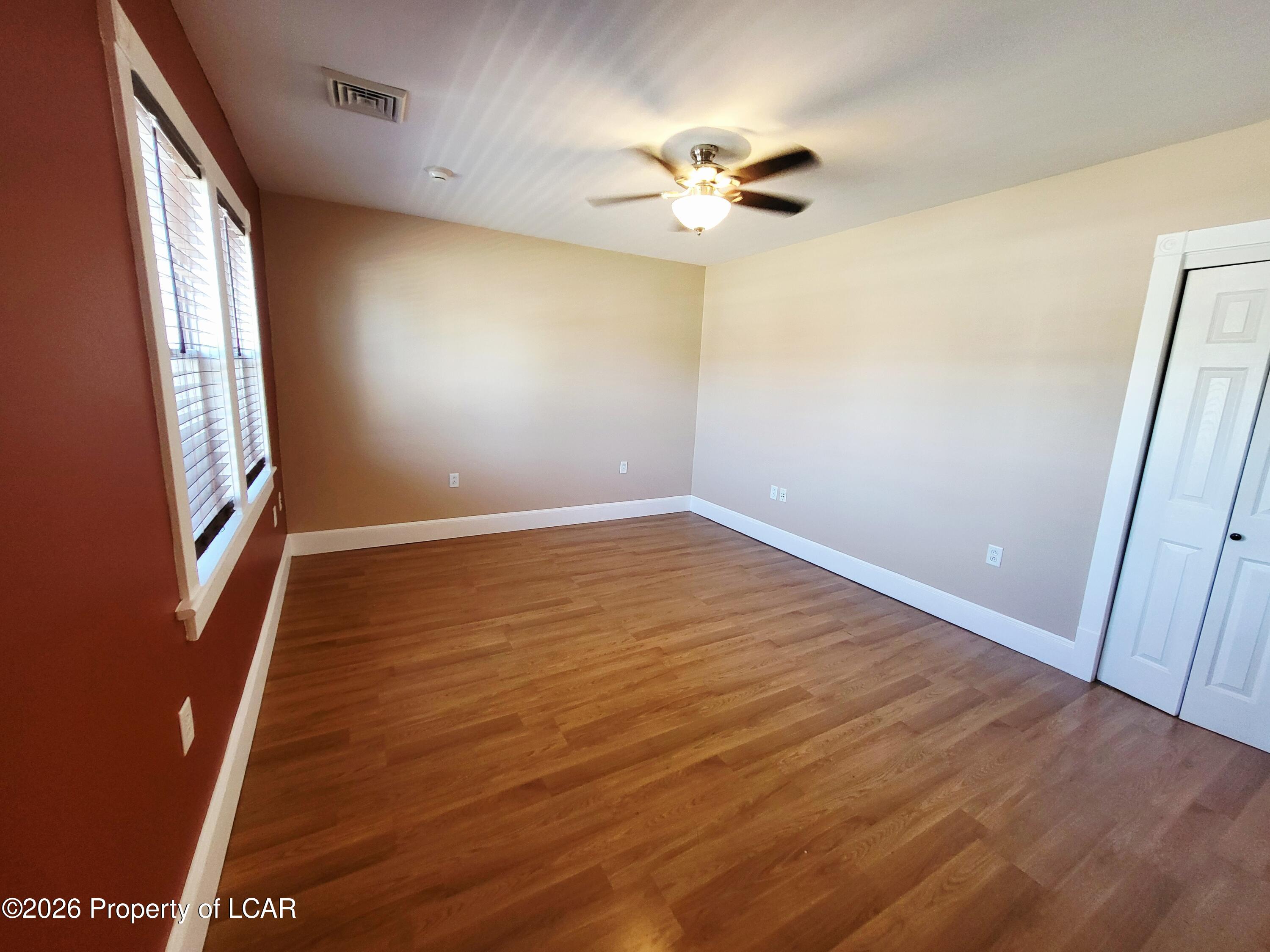 208 Wyoming Avenue Unit: 1