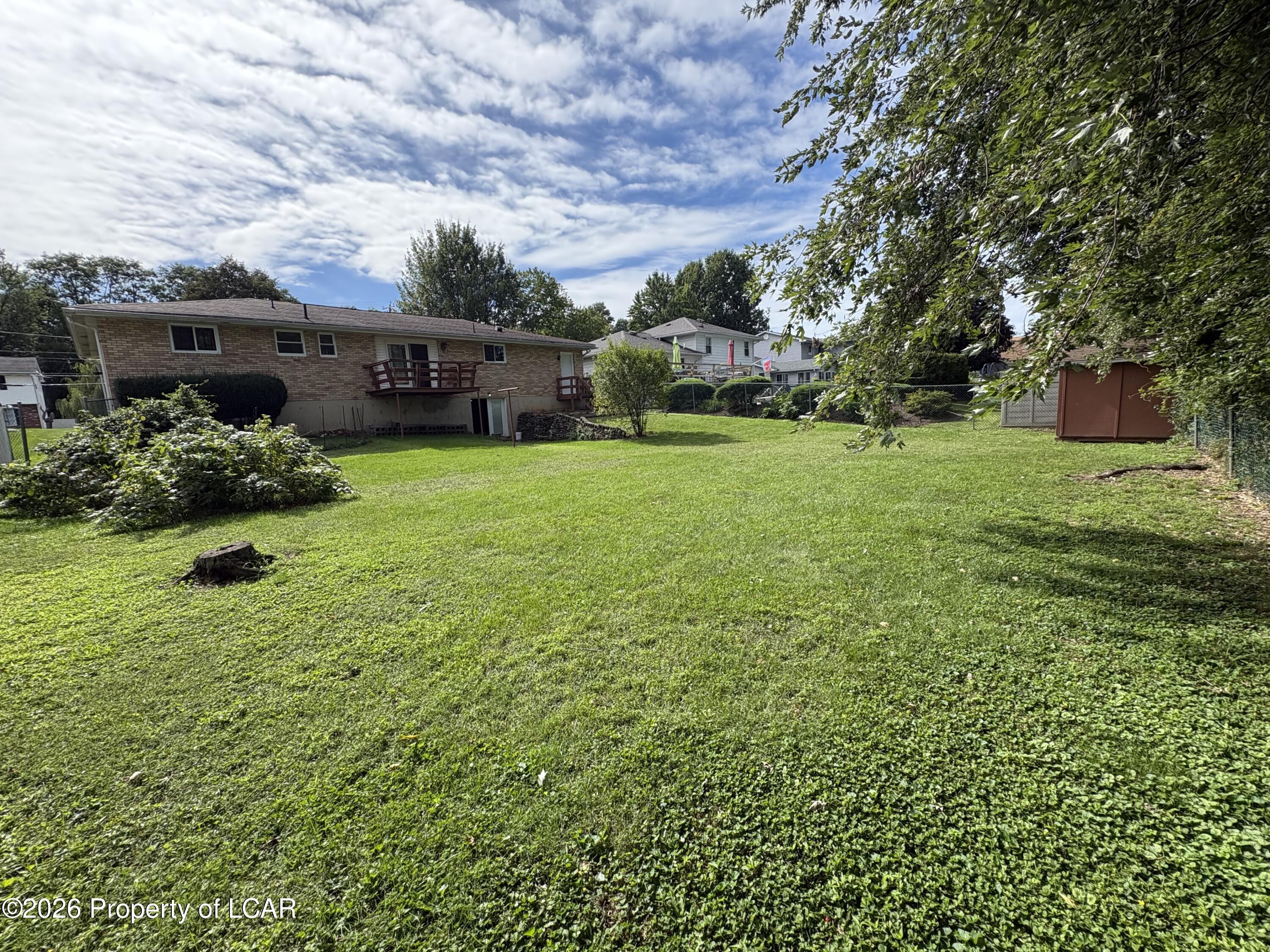 554 N Gates Avenue