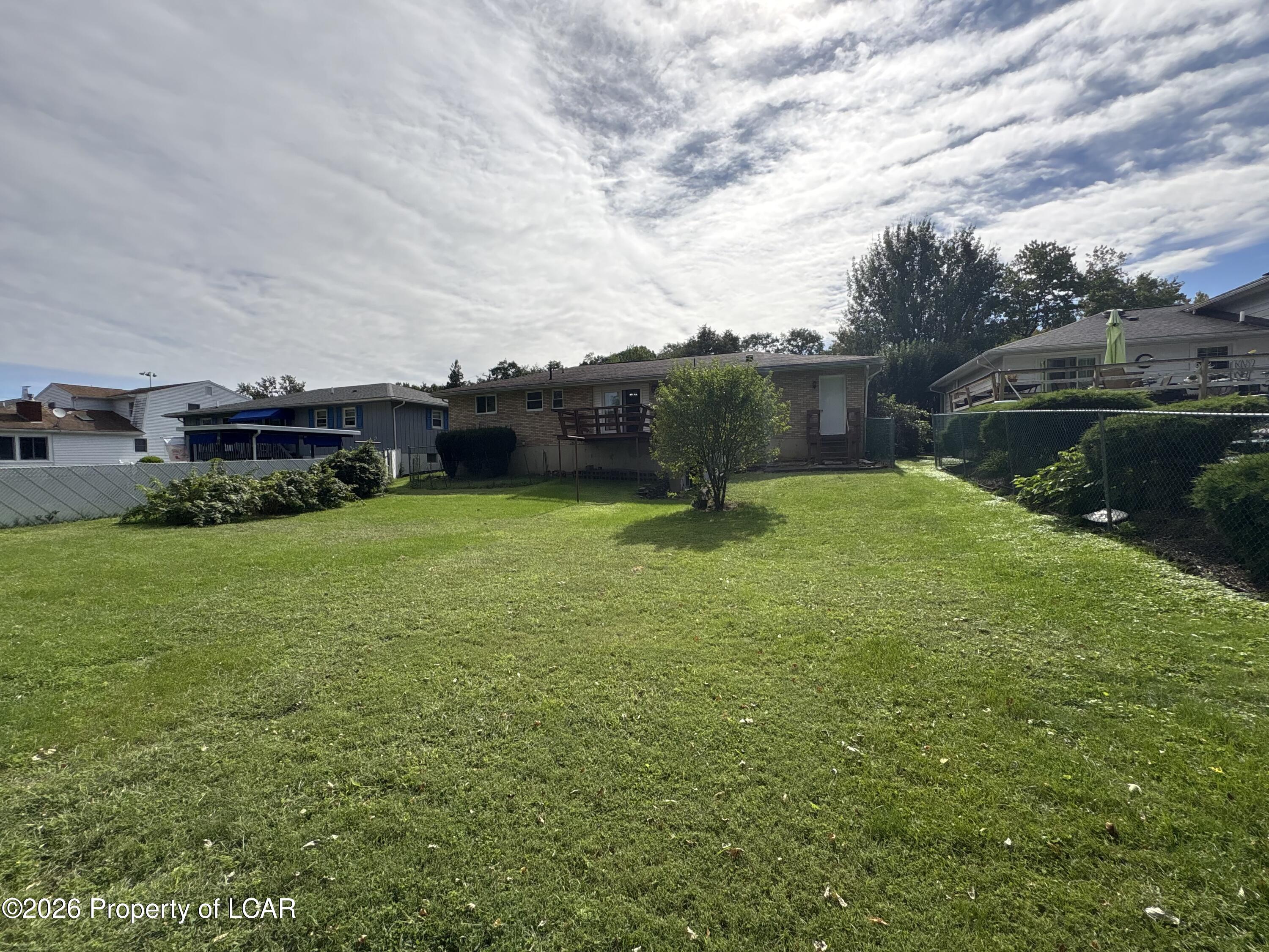 554 N Gates Avenue