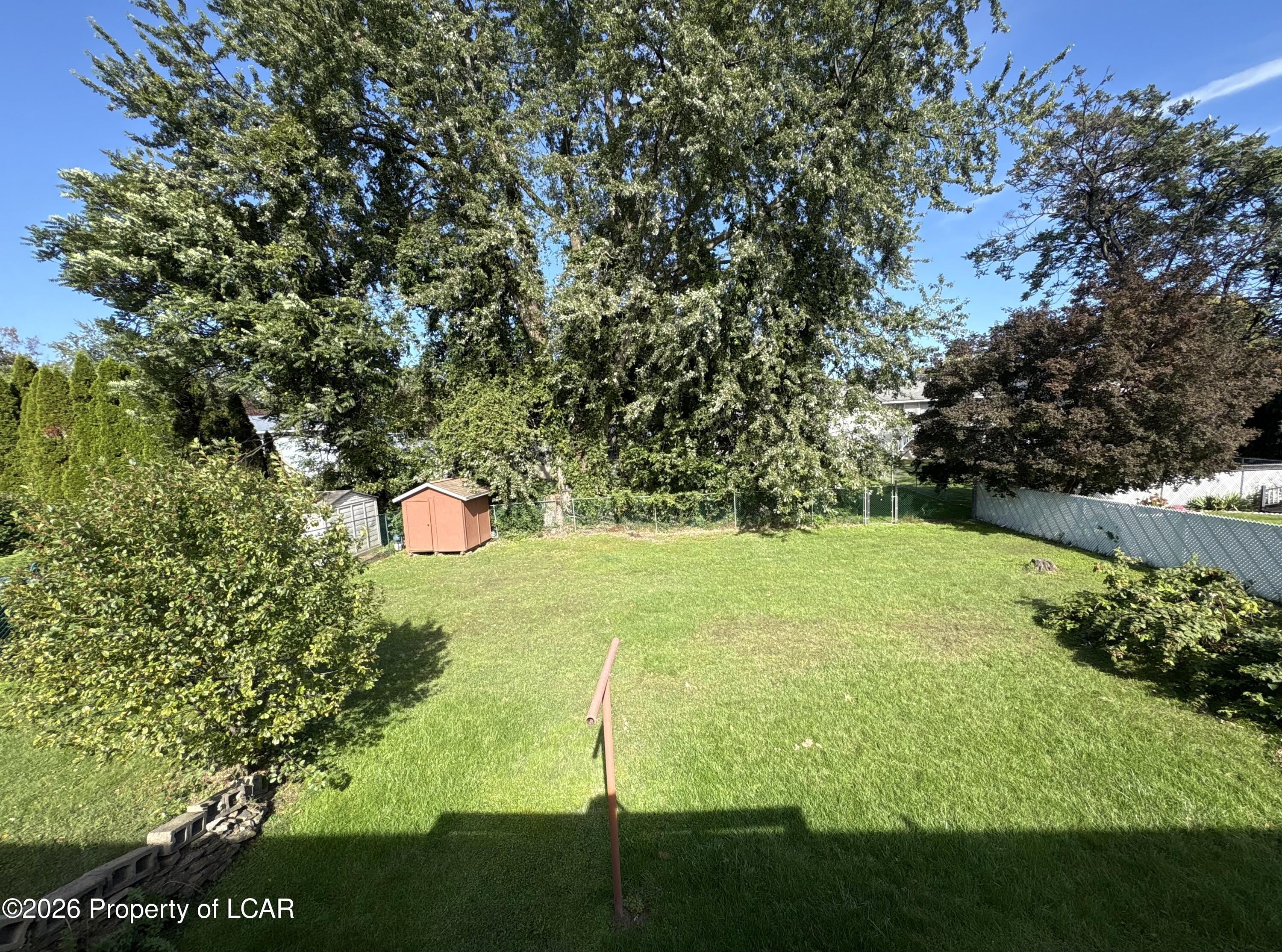 554 N Gates Avenue