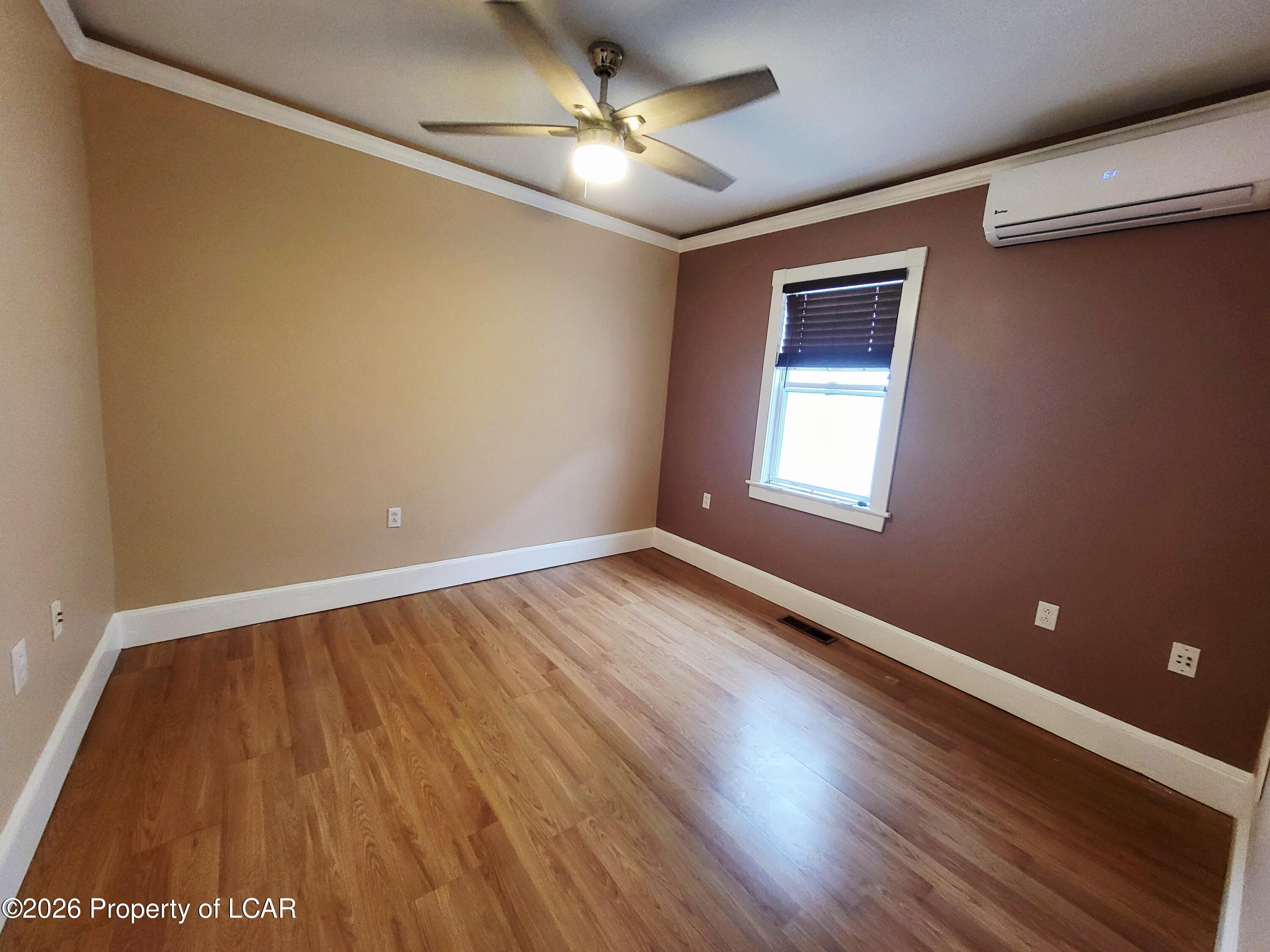 208 Wyoming Avenue Unit: 3