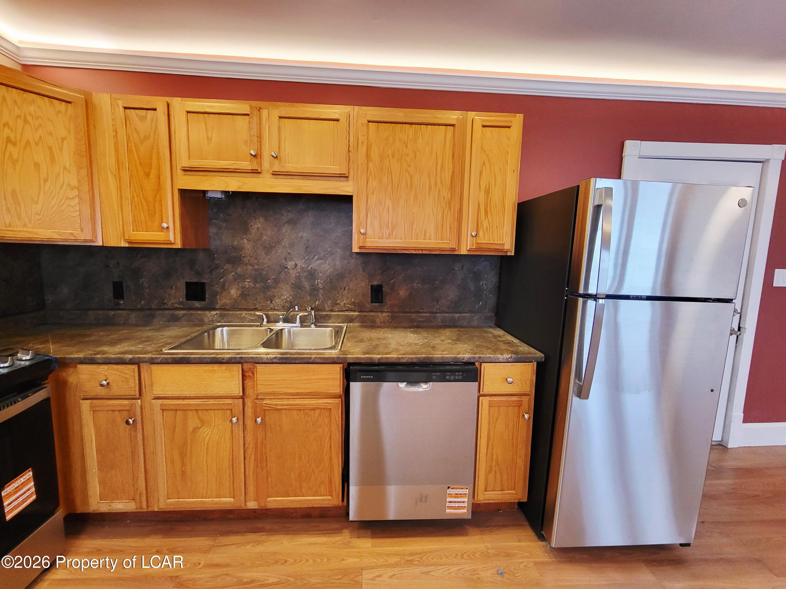 208 Wyoming Avenue Unit: 3