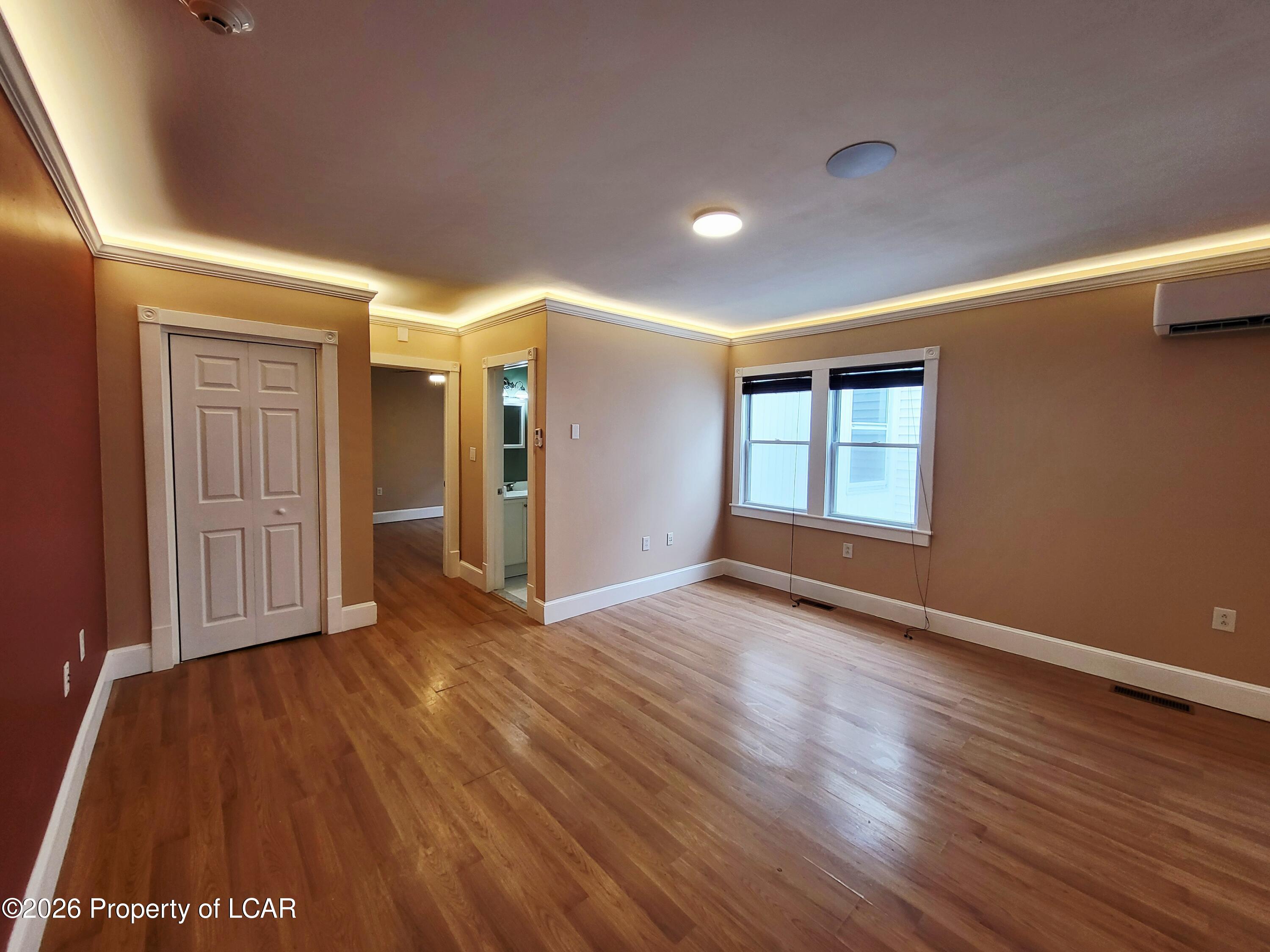 208 Wyoming Avenue Unit: 3