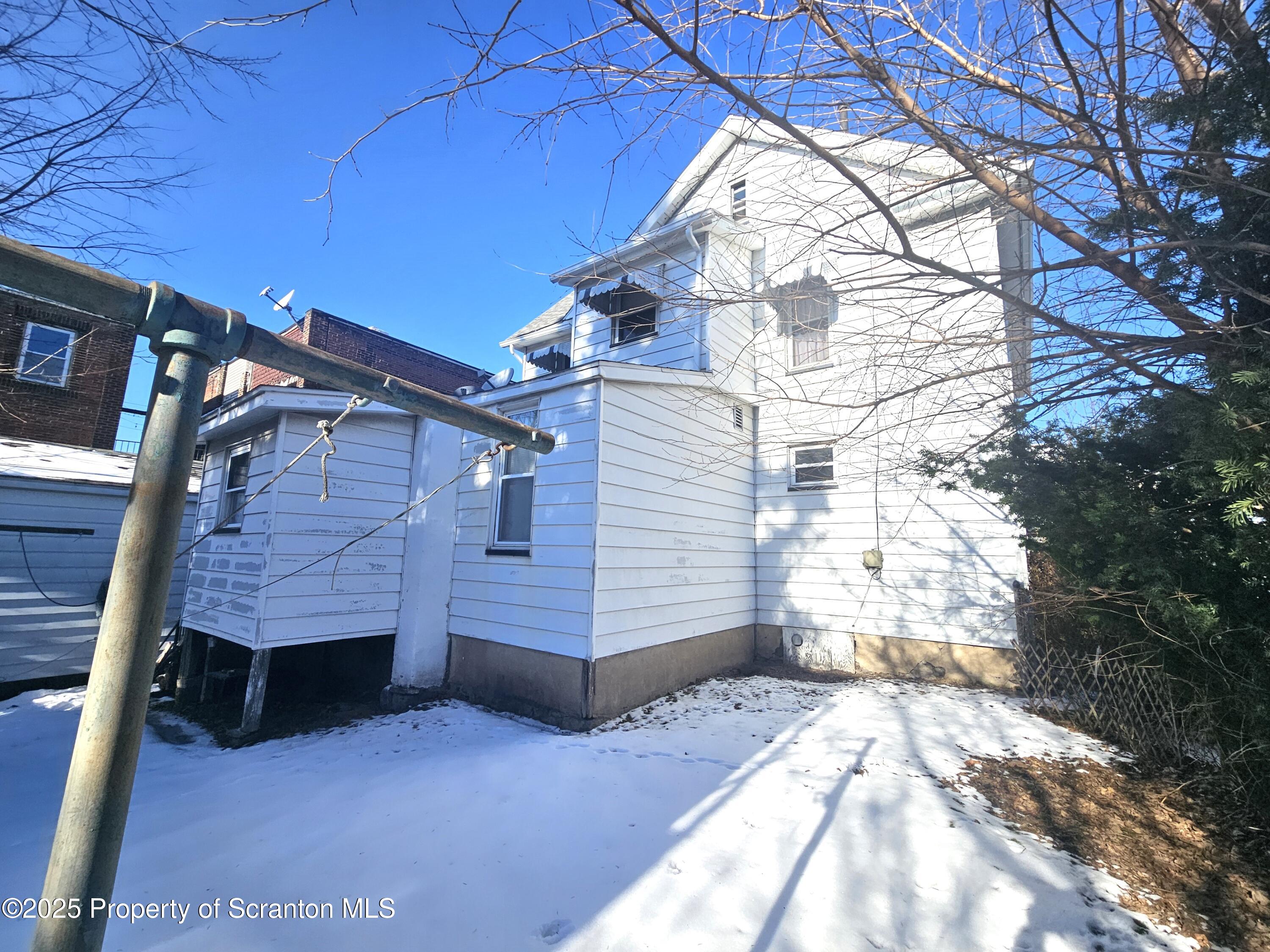 1408 Ash Street